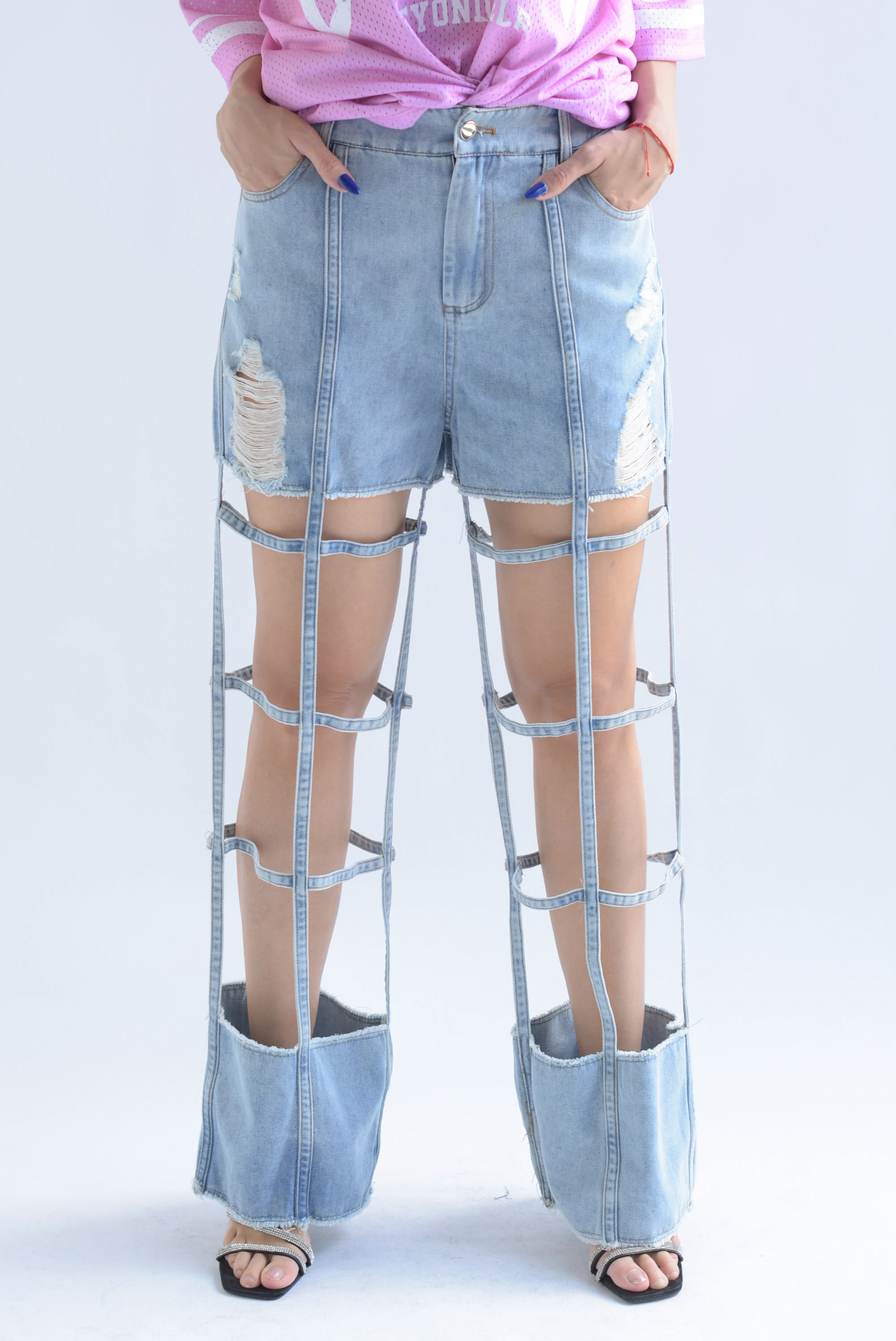 Jeans cut-out cuadros