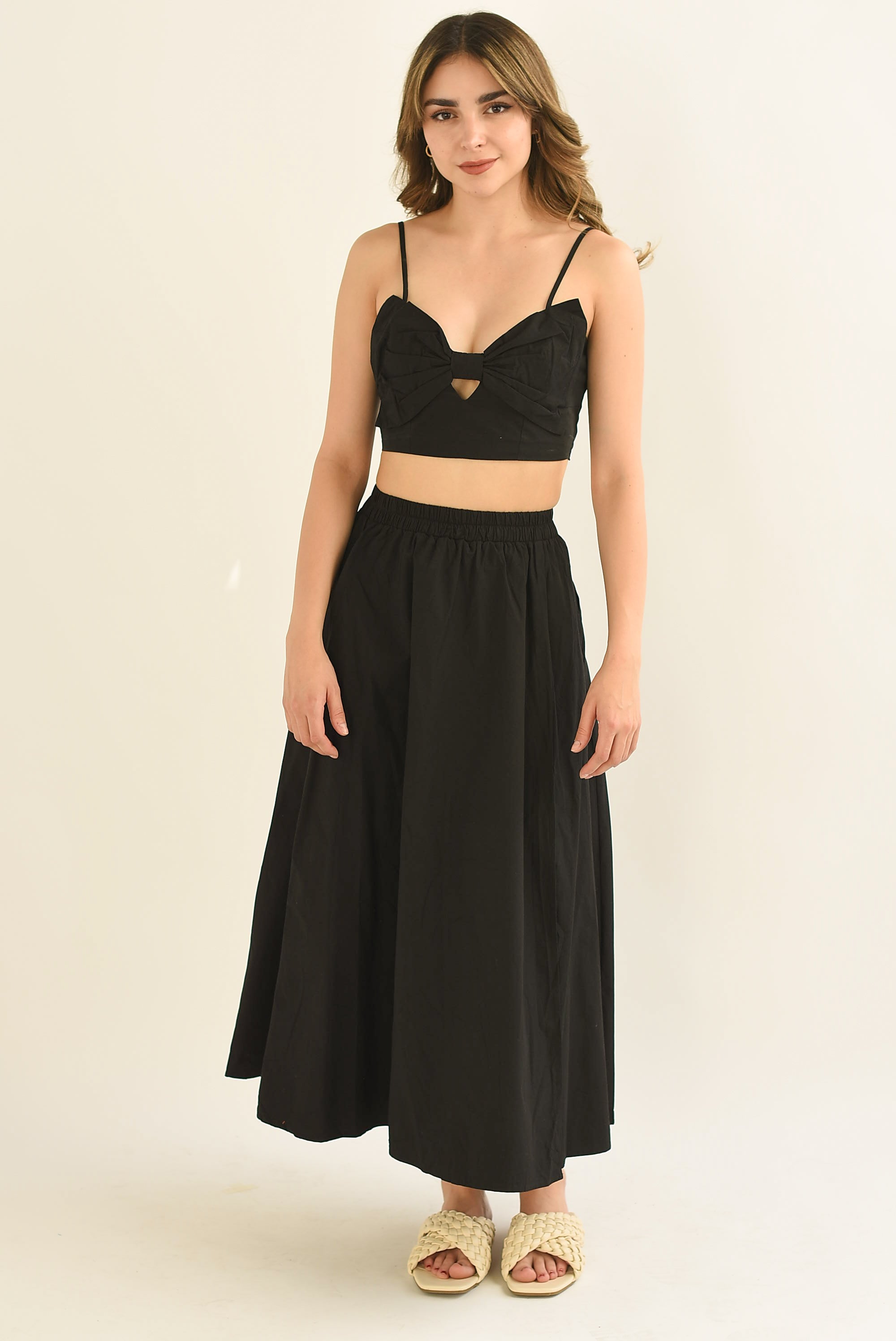 Set Falda y Top Moño Negro
