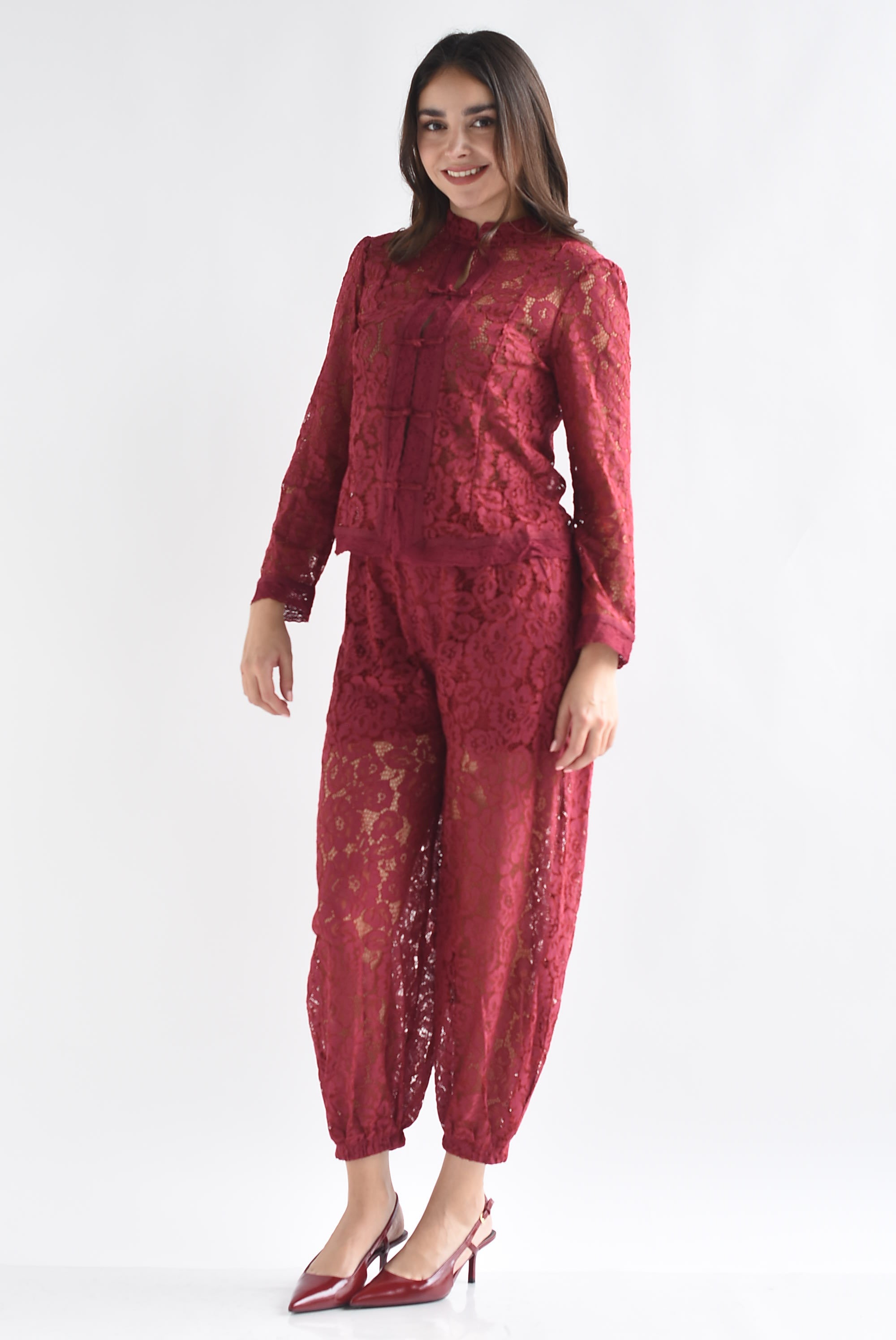 Set Pantalón globo y Blusa lazos chinese encaje
