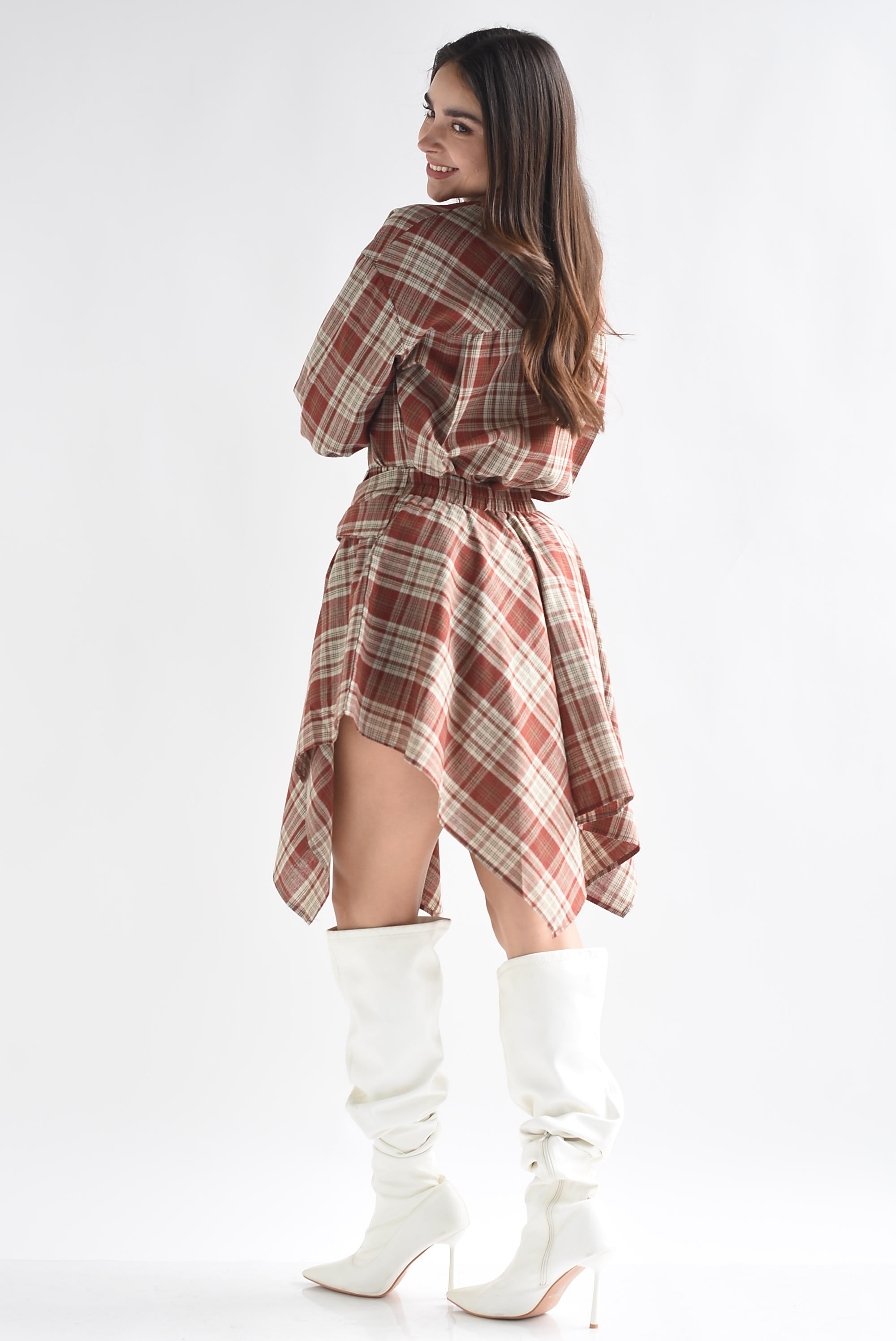 Set Falda asimétrica y Camisa cuadros