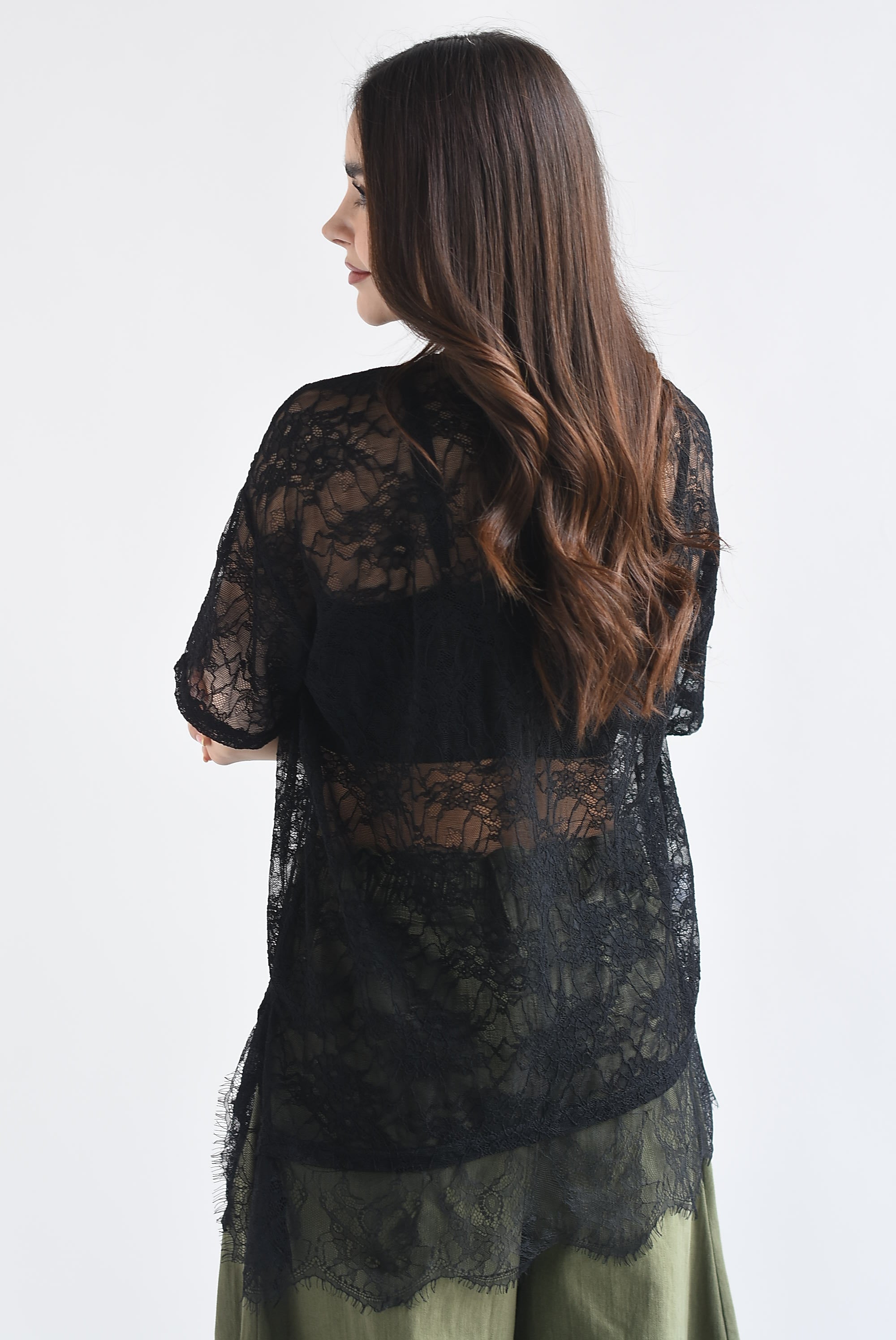 T-Shirt encaje con olán