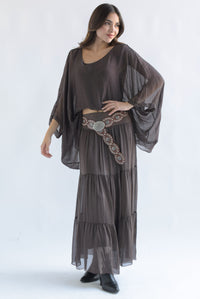 Fashion Styled Set Falda olanes y Blusón arrugas Espresso