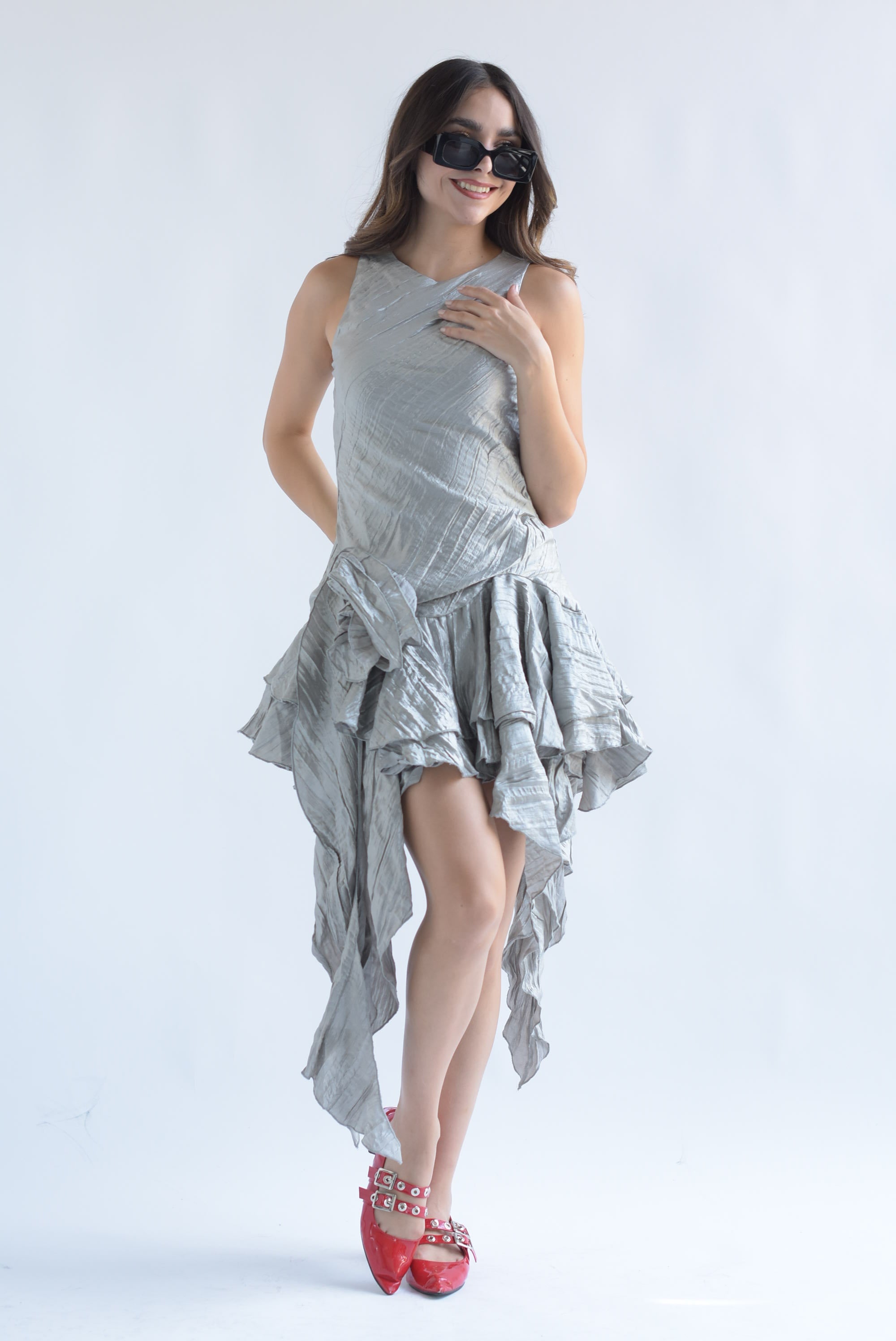 Vestido asimétrico corrugado Plata