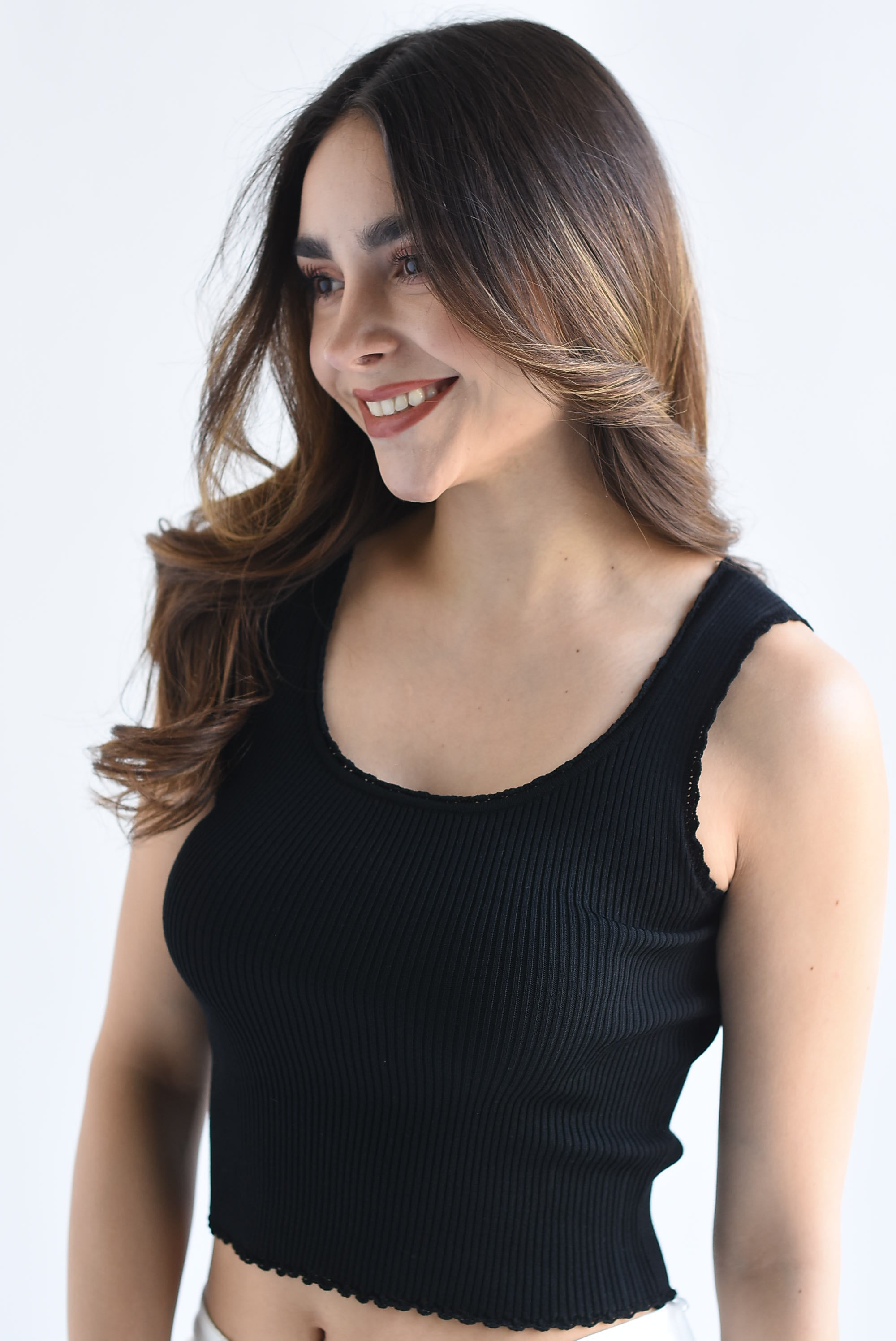Blusa punto acanalado filos encaje Negro