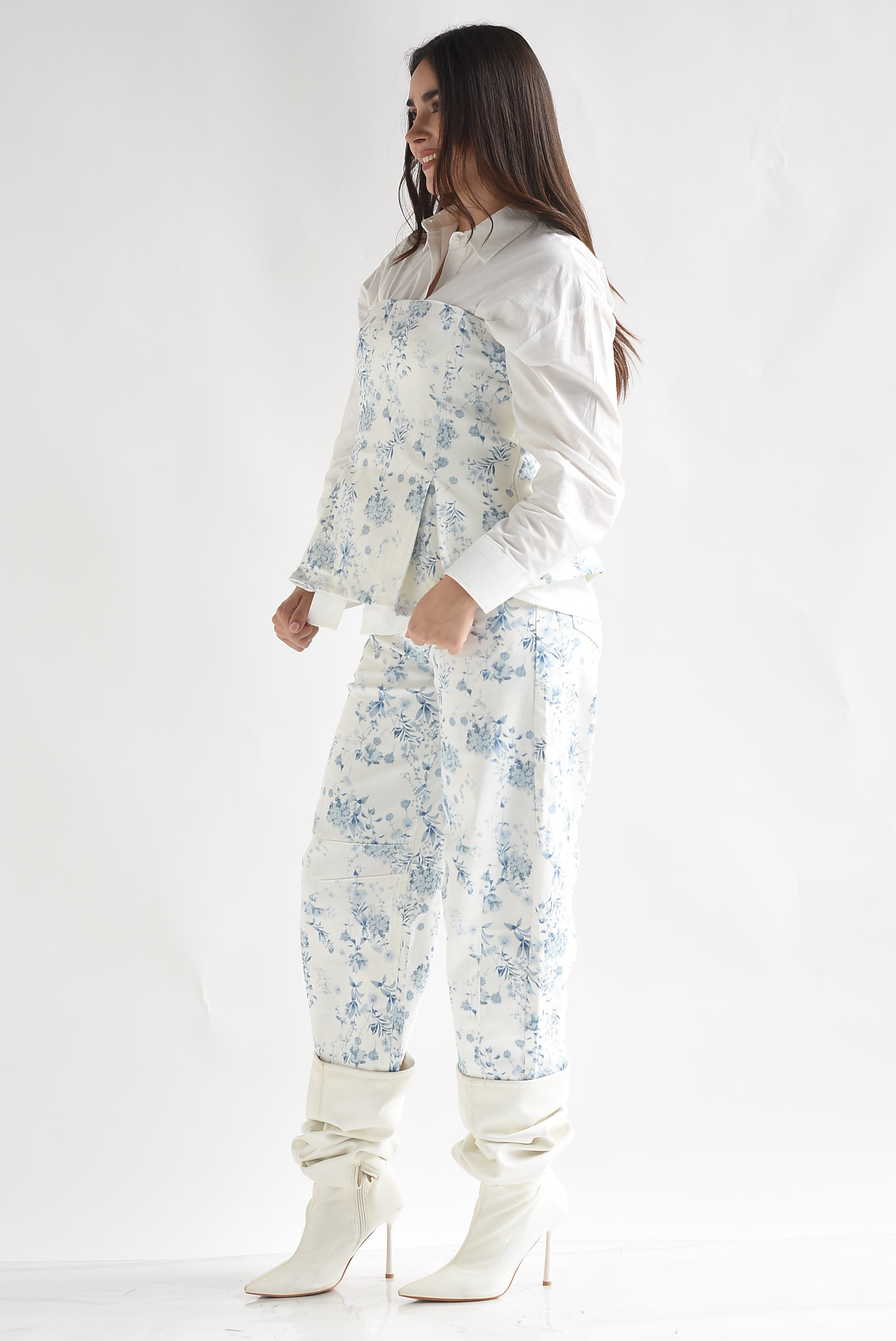 Set Jeans barrel y Top strapless peplum flores Denim