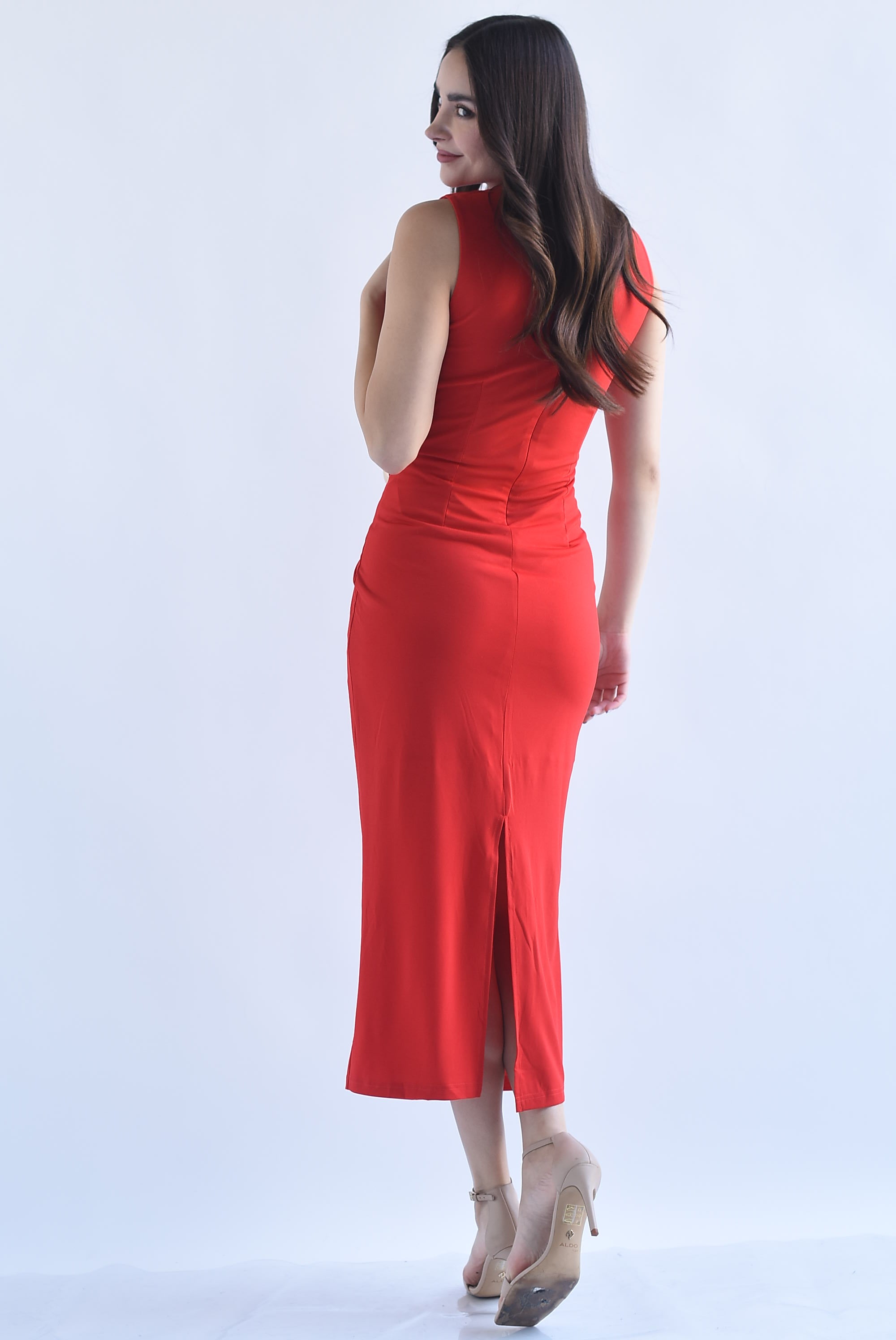 Vestido drapeado nudo broche