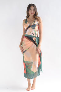 Fashion Styled Set Traje de baño y Cover-up Tropical