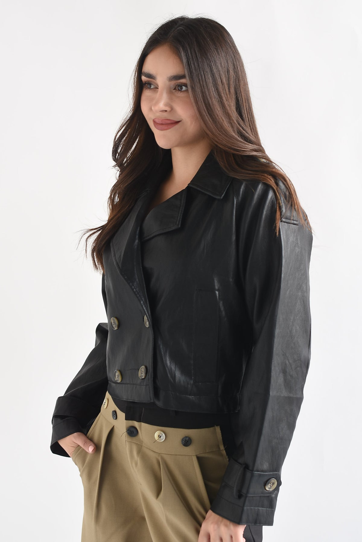 Gabardina crop vinipiel