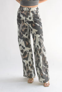Fashion Styled Jeans wide animal print Gris