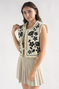 Fashion Styled Chaleco acolchado bordado Ivory