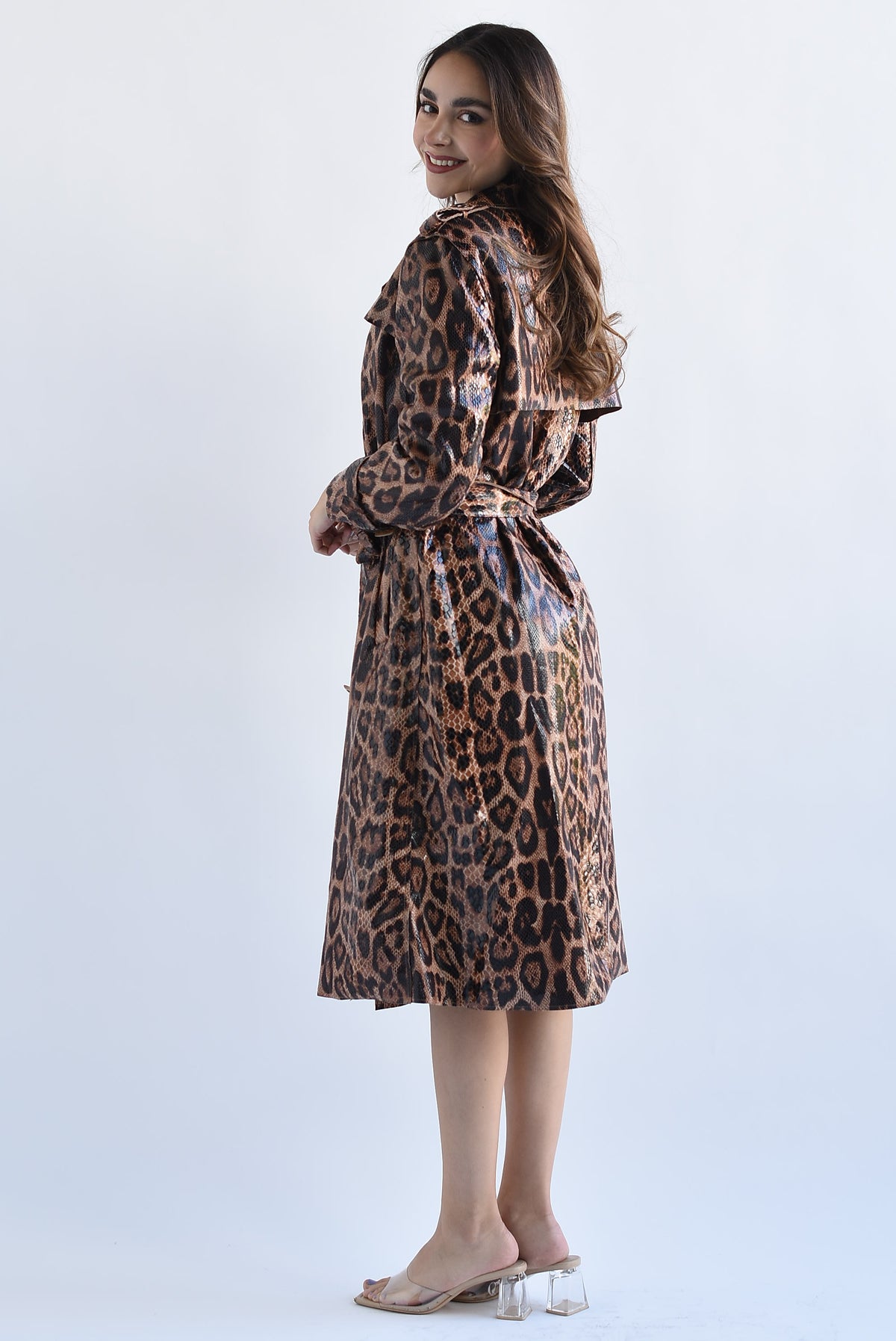 Gabardina textura animal leopardo Camel
