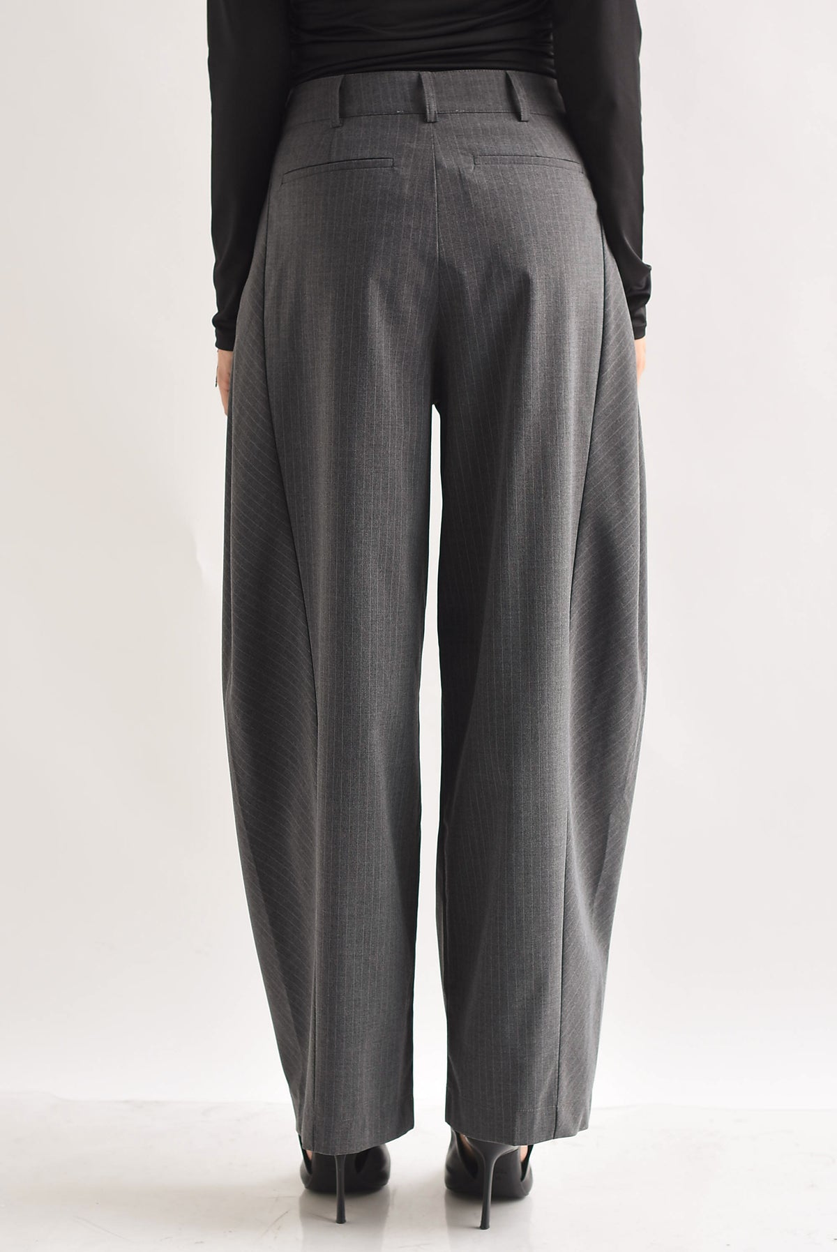 Pantalón de vestir barrel línea diplomática