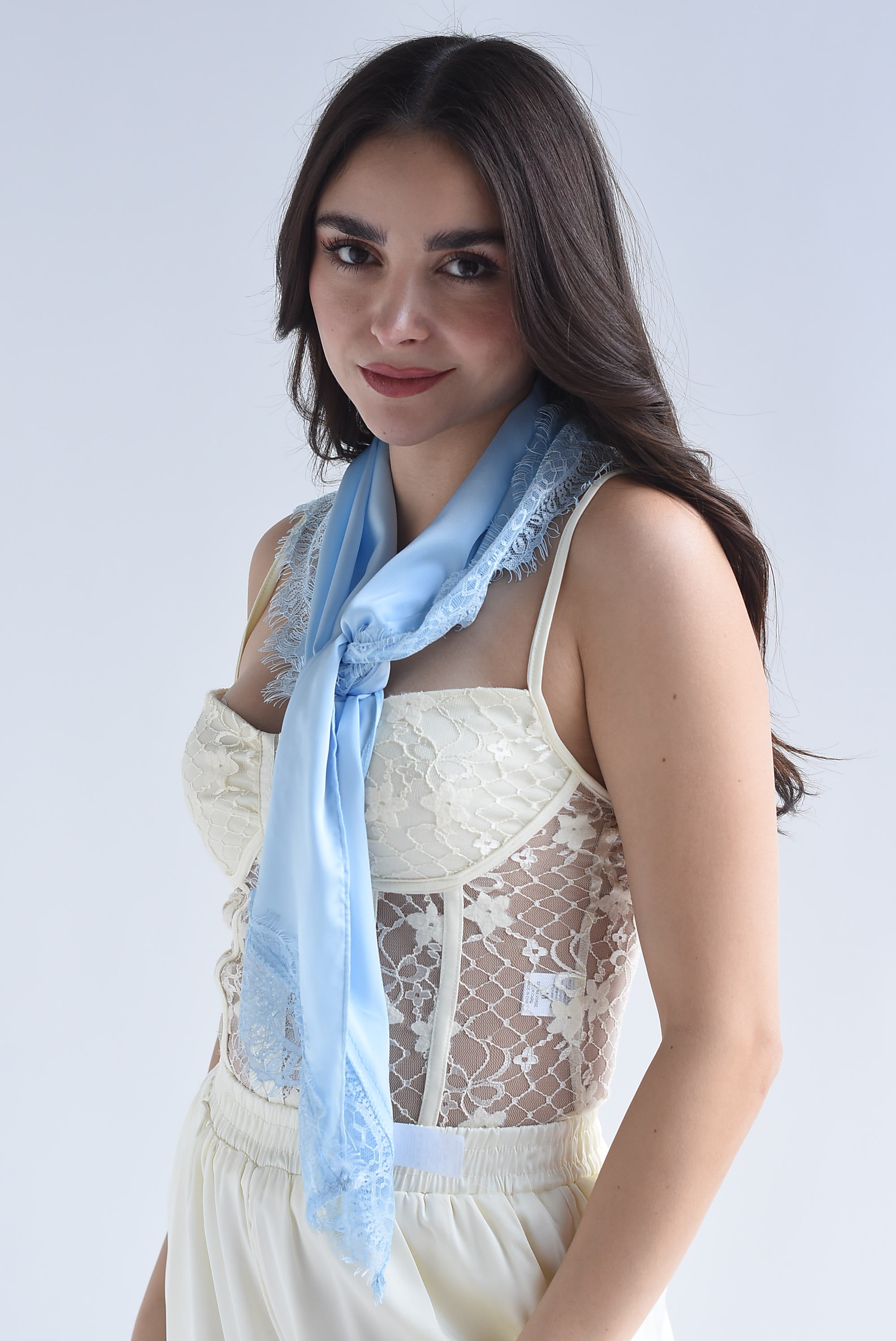 Pareo satín olán encaje