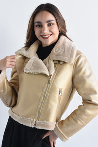 Fashion Styled Chamarra biker vinipiel fur Dorada
