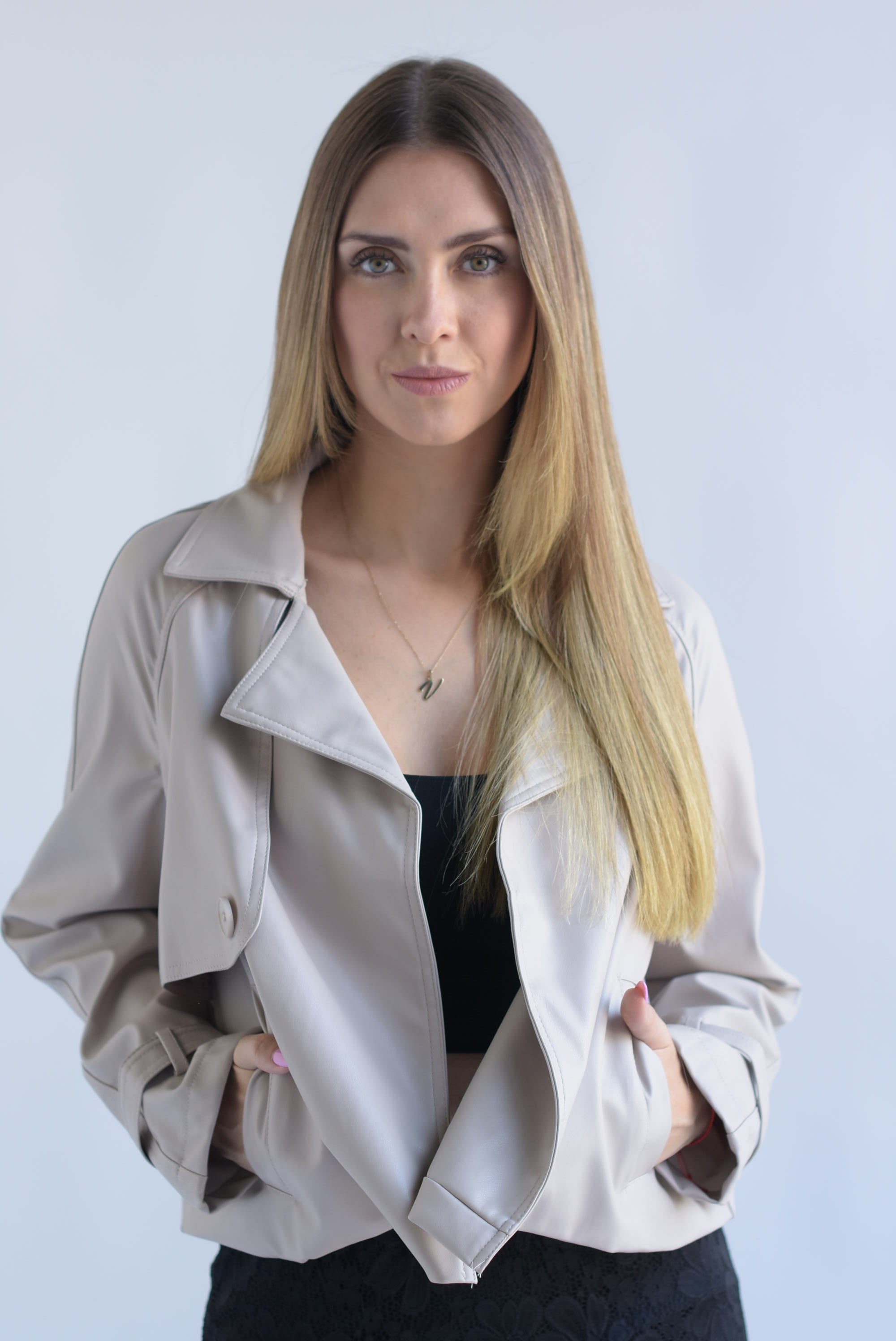 Gabardina corta Vinipiel Beige