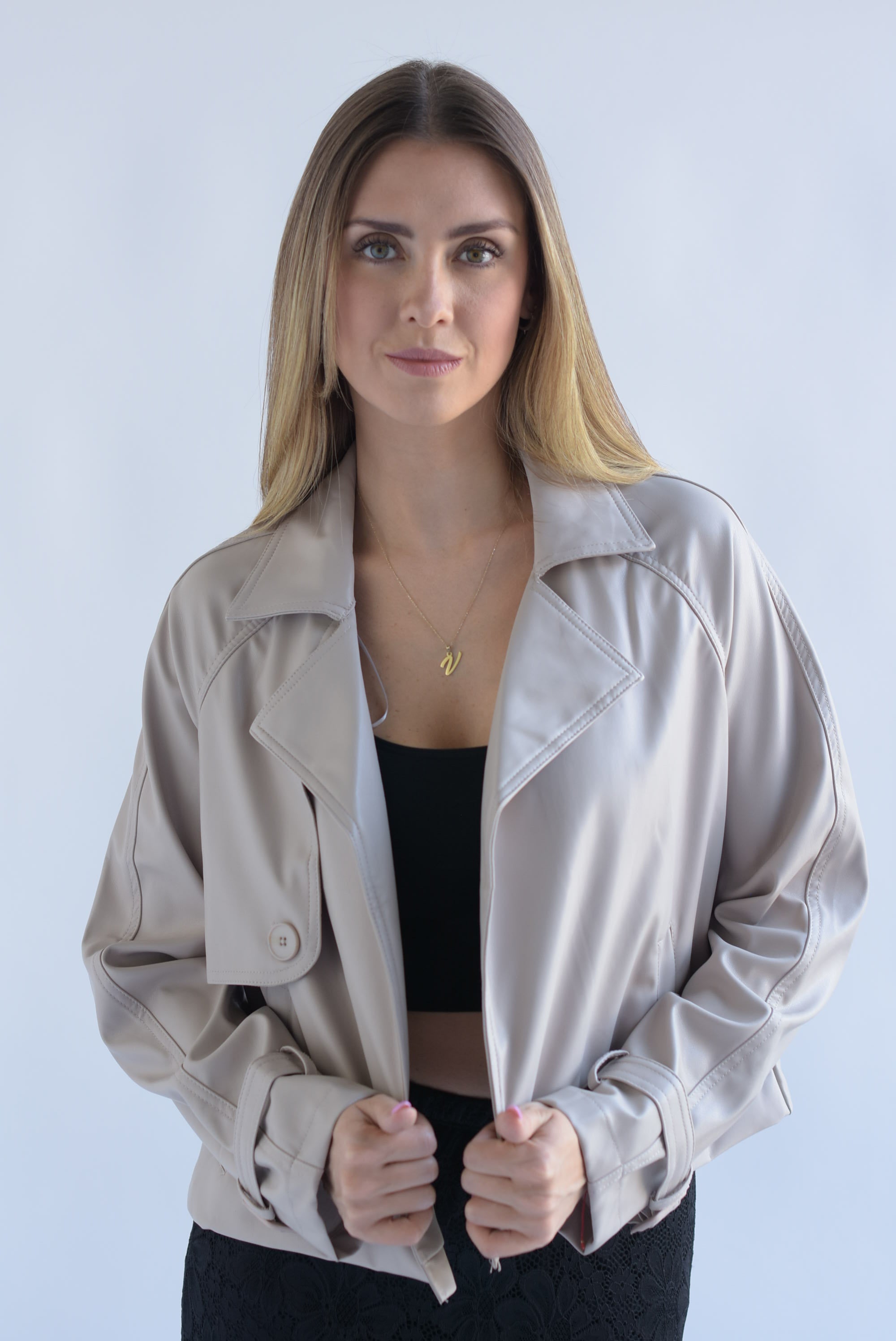 Gabardina corta Vinipiel Beige