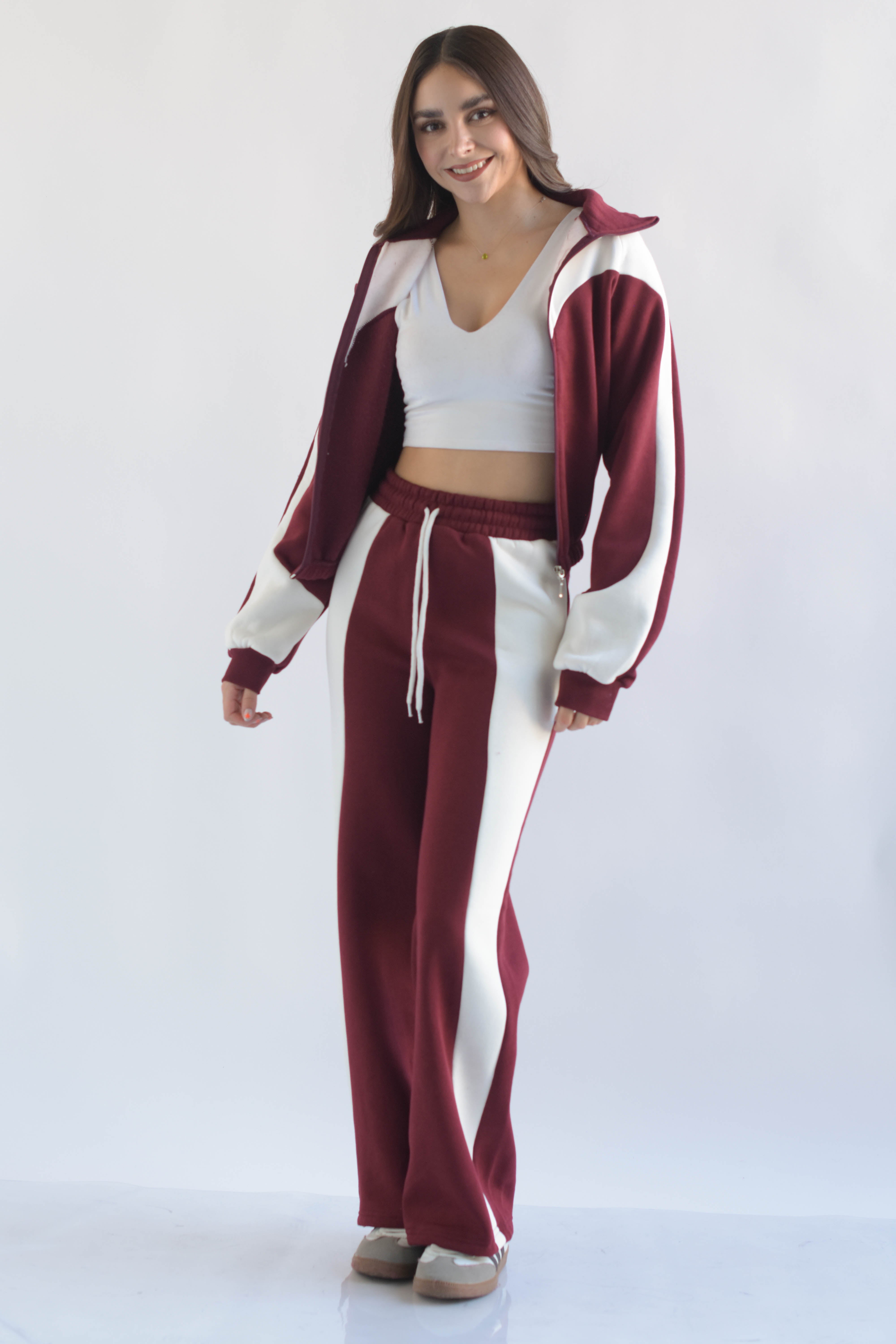 Set Pantalón y Chamarra franja blanca Vino