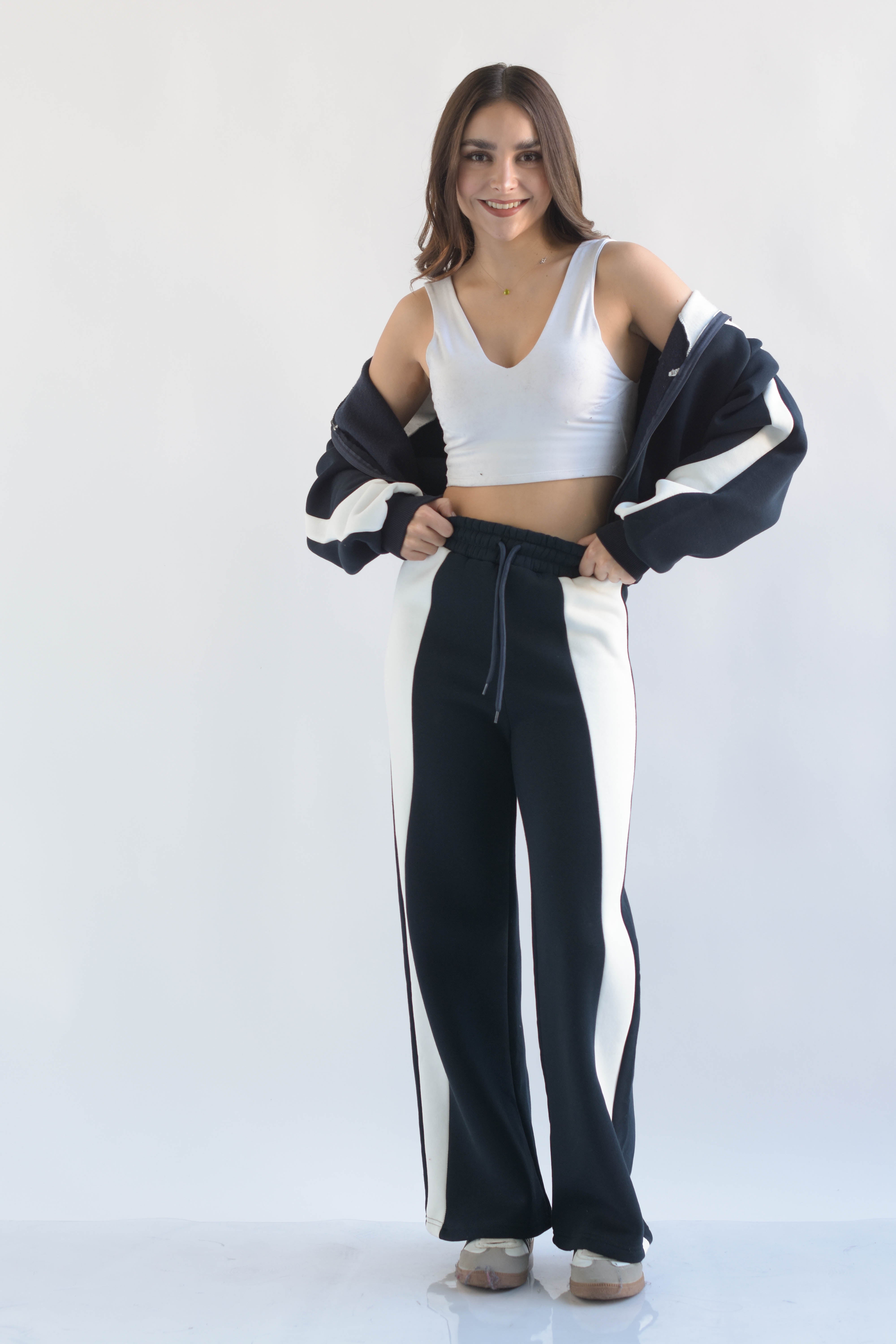 Set Pantalón y Chamarra franja blanca Azul Marino