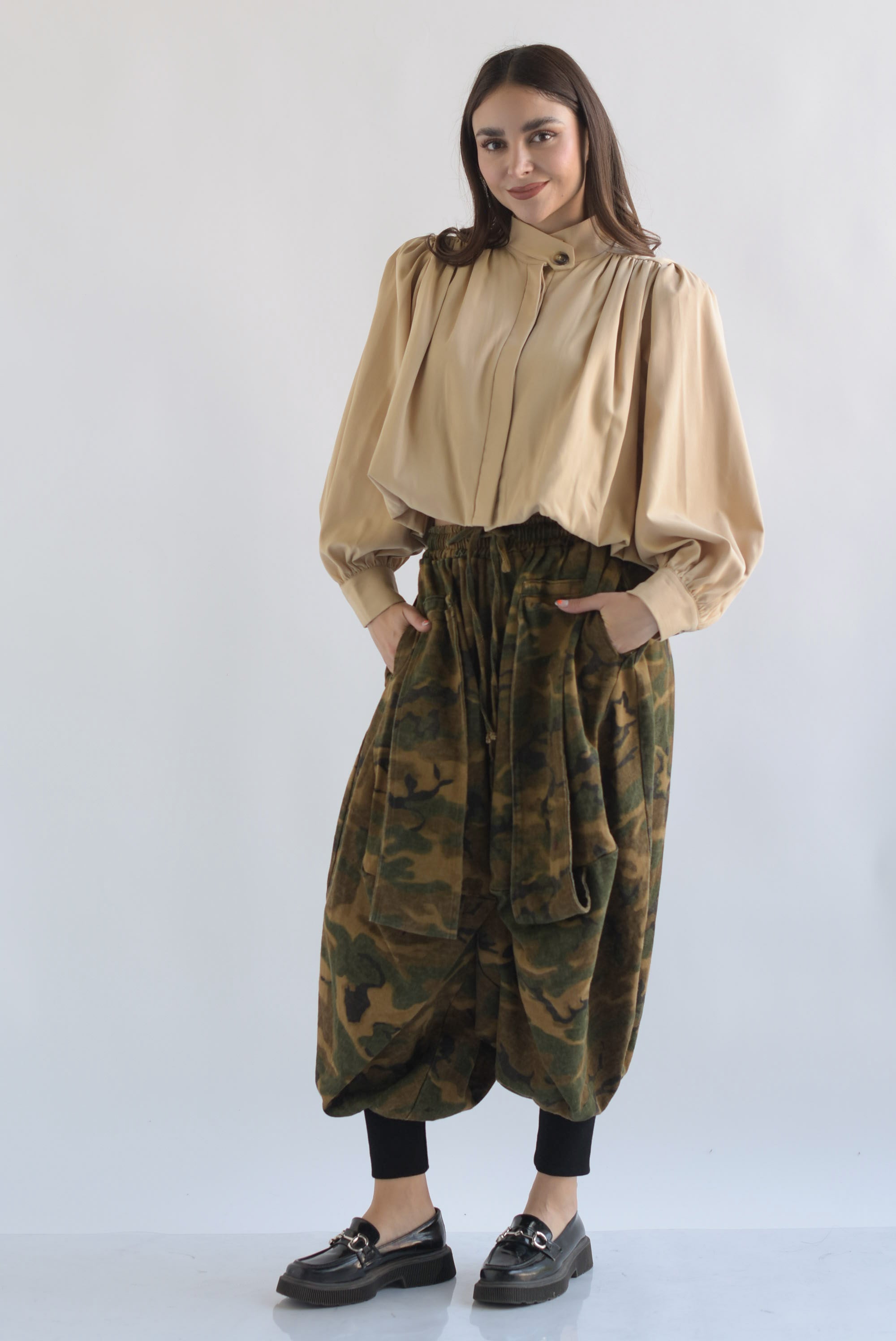 Pantalón globo tobillos elásticos Denim Camuflaje