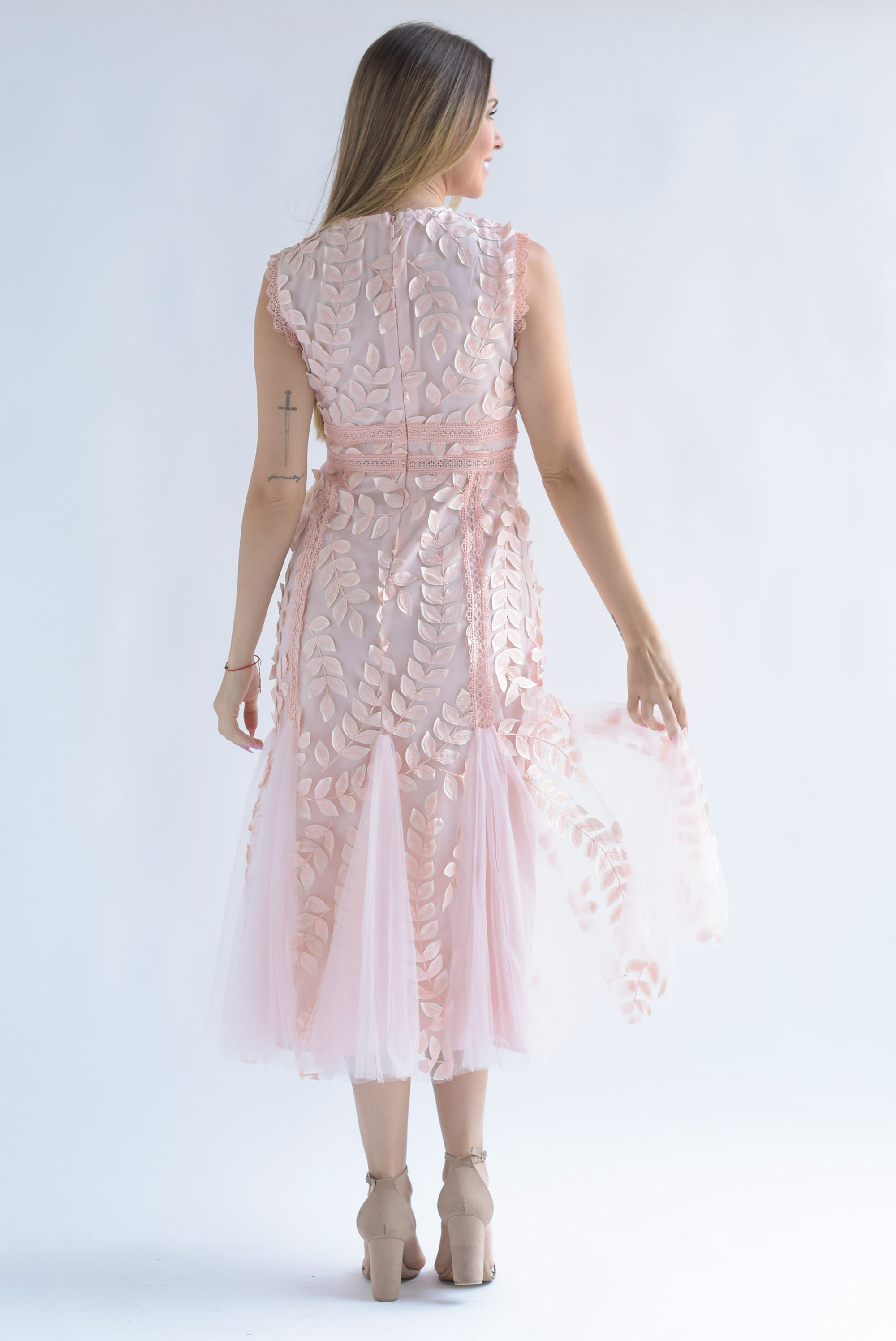 Vestido mesh pétalos Rosa