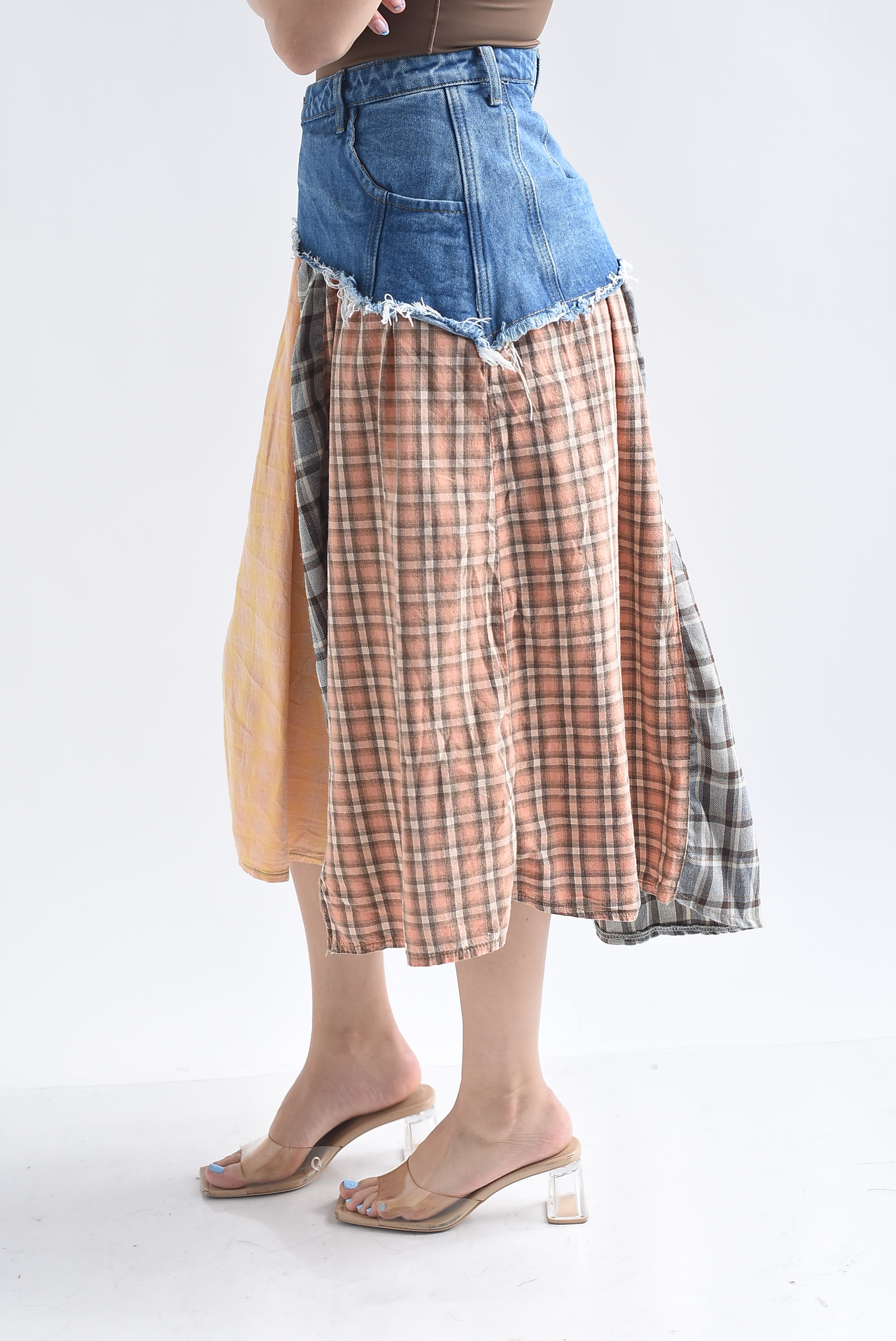Falda patchwork cuadros pretina denim