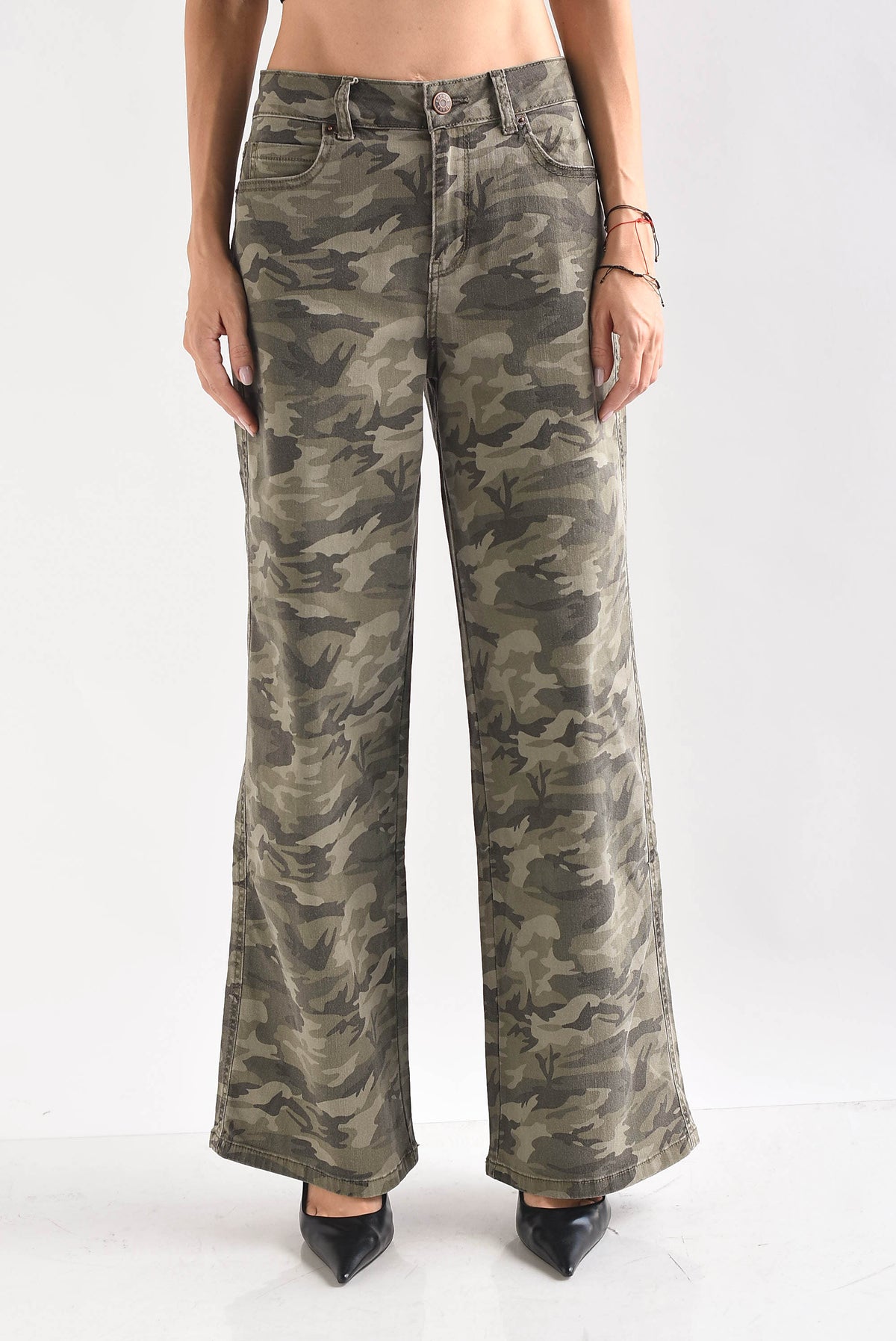 Jeans wide camuflaje
