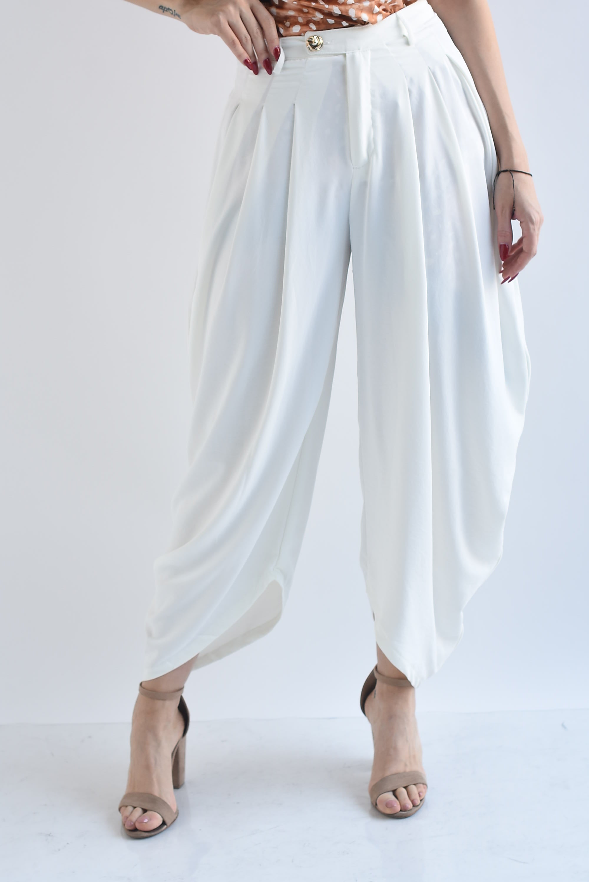 Pantalón globo pinzas