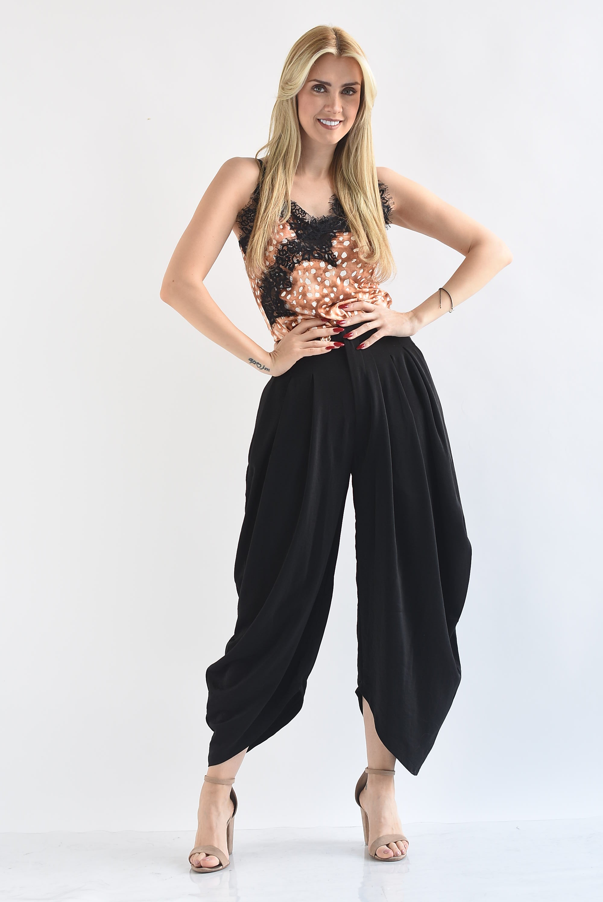 Pantalón globo pinzas