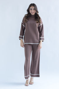 Fashion Styled Set Pantalón y Sweater punto filos dobladillo Café