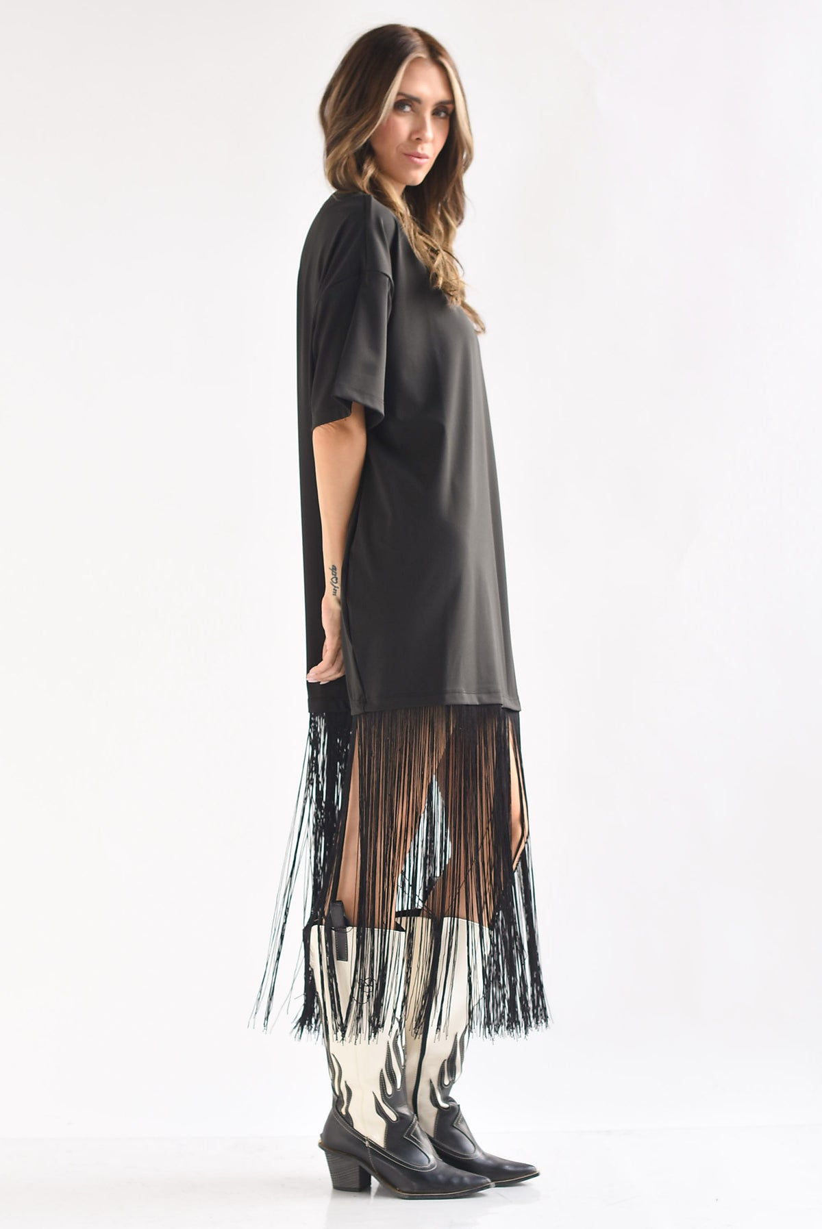 Vestido flecos largos