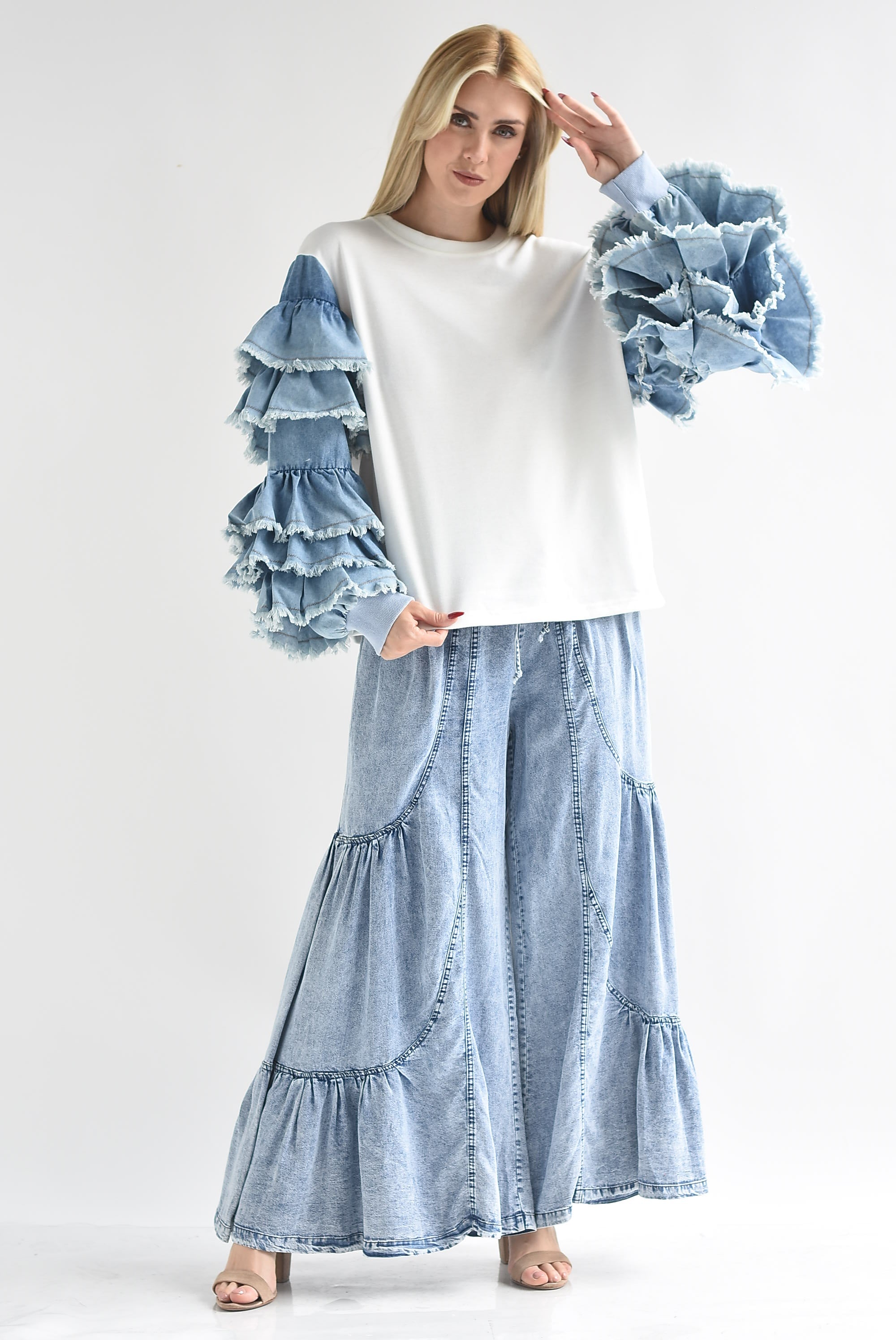 Pantalón pata de elefante olán Denim