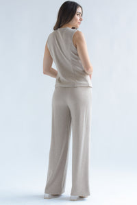 Fashion Styled Set Pantalón y Chaleco tipo pana Moka