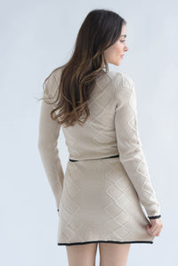 Fashion Styled Set Falda y Sweater punto moños negros Beige