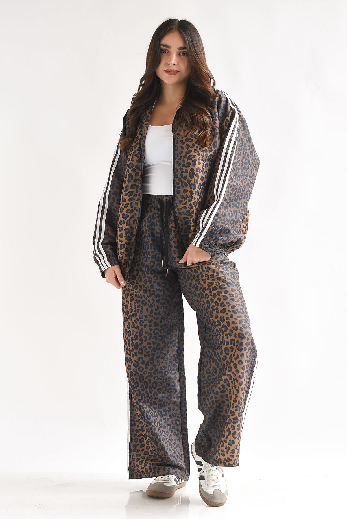 Set Pantalón y Chamarra track leopardo