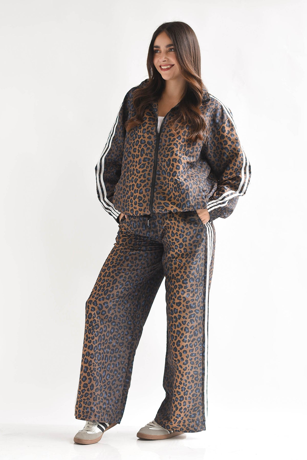 Set Pantalón y Chamarra track leopardo