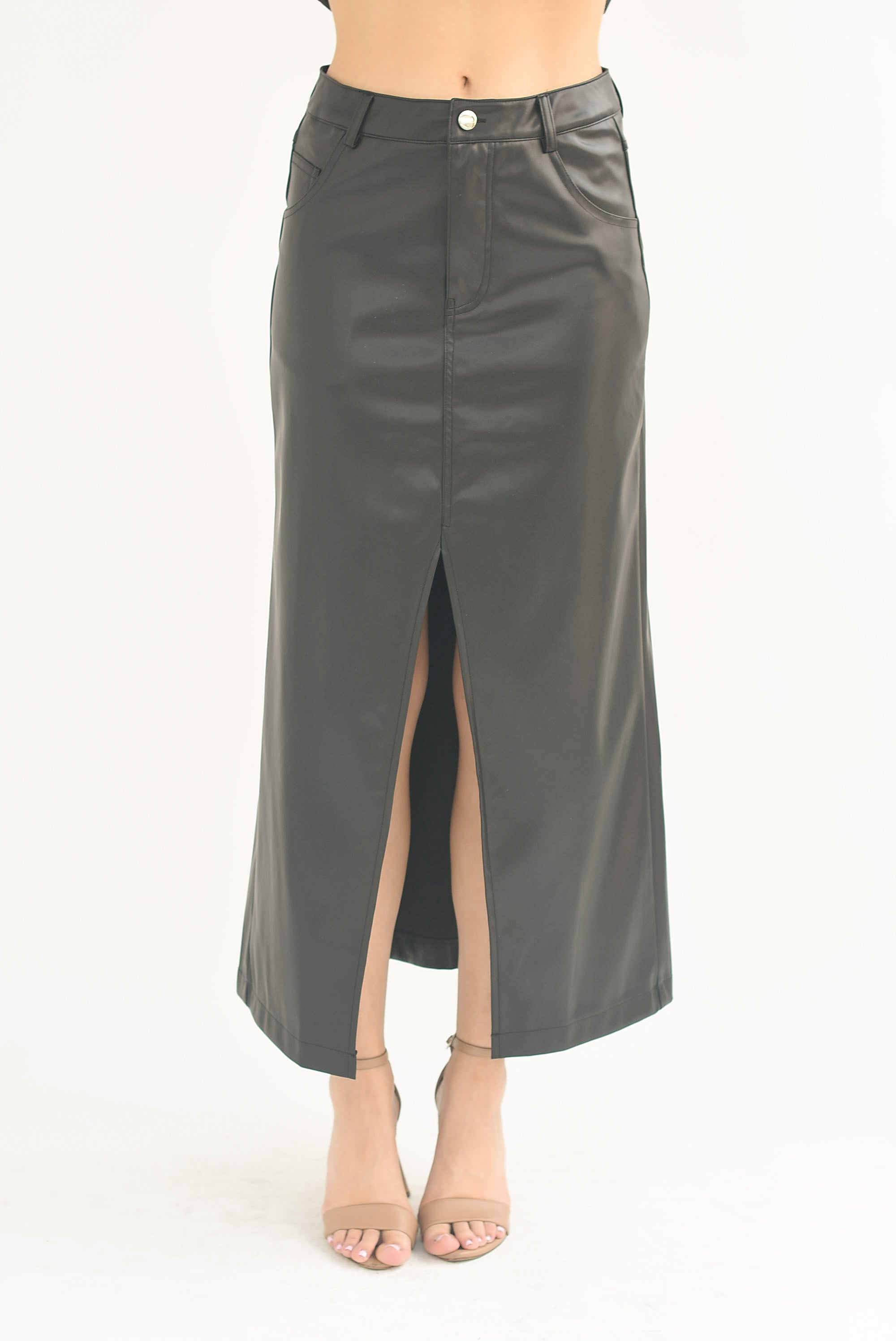 Falda larga vinipiel abertura frontal Negra