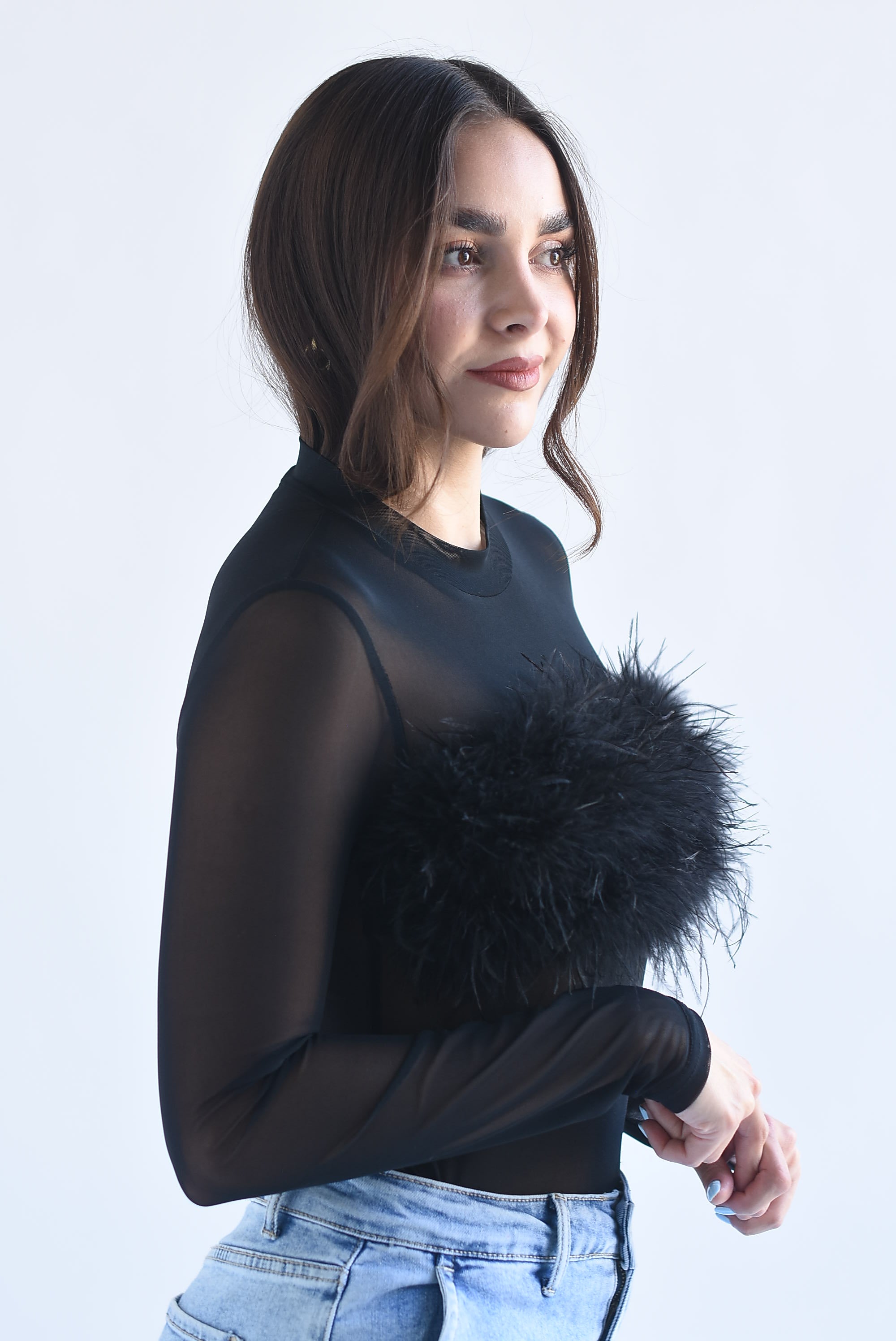 Blusa mesh top plumas