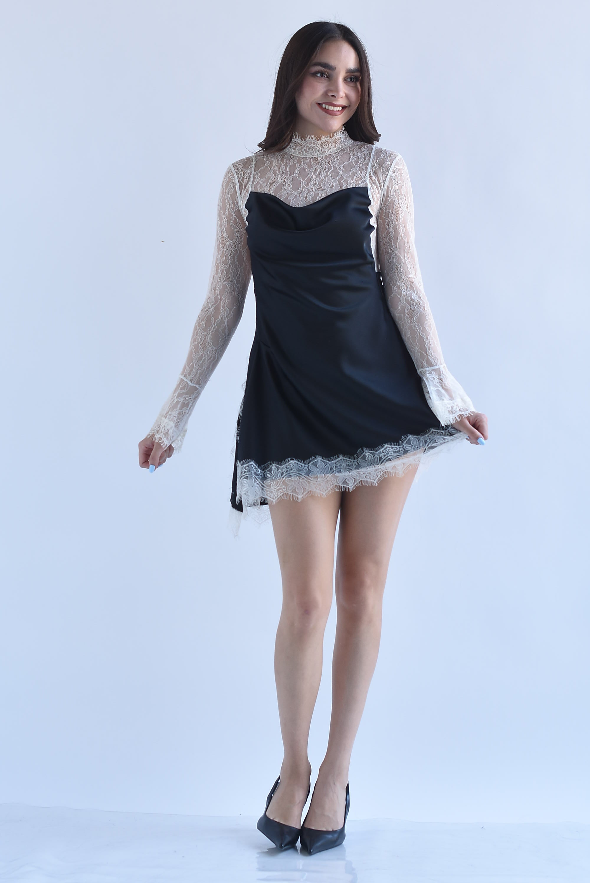 Vestido satín blusa encaje