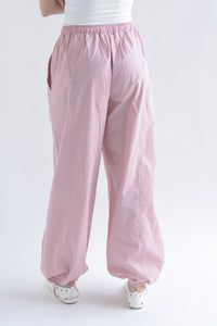 Fashion Styled Pantalón jaretas costuras Rosa Baby