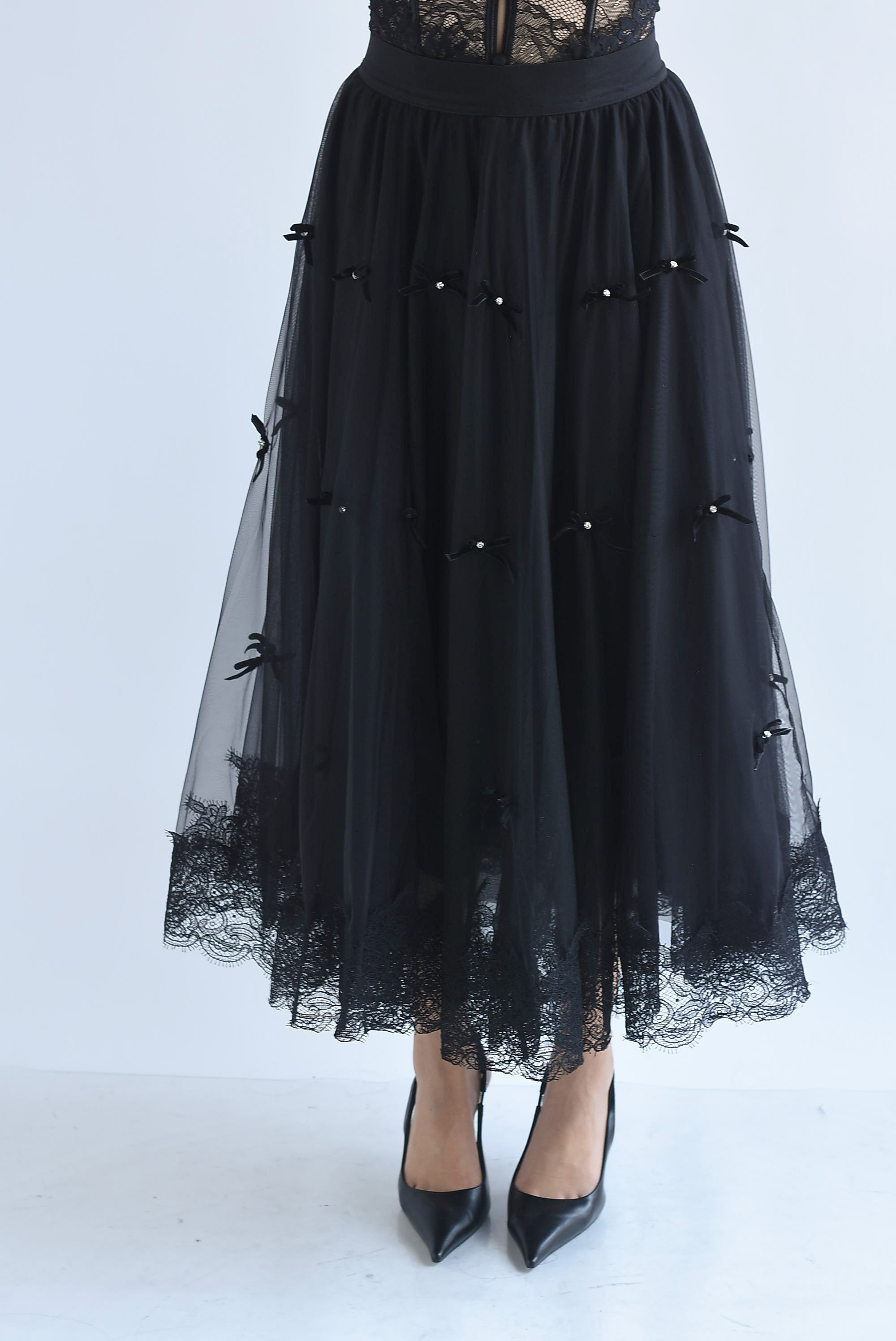 Falda tulle moños terciopelo