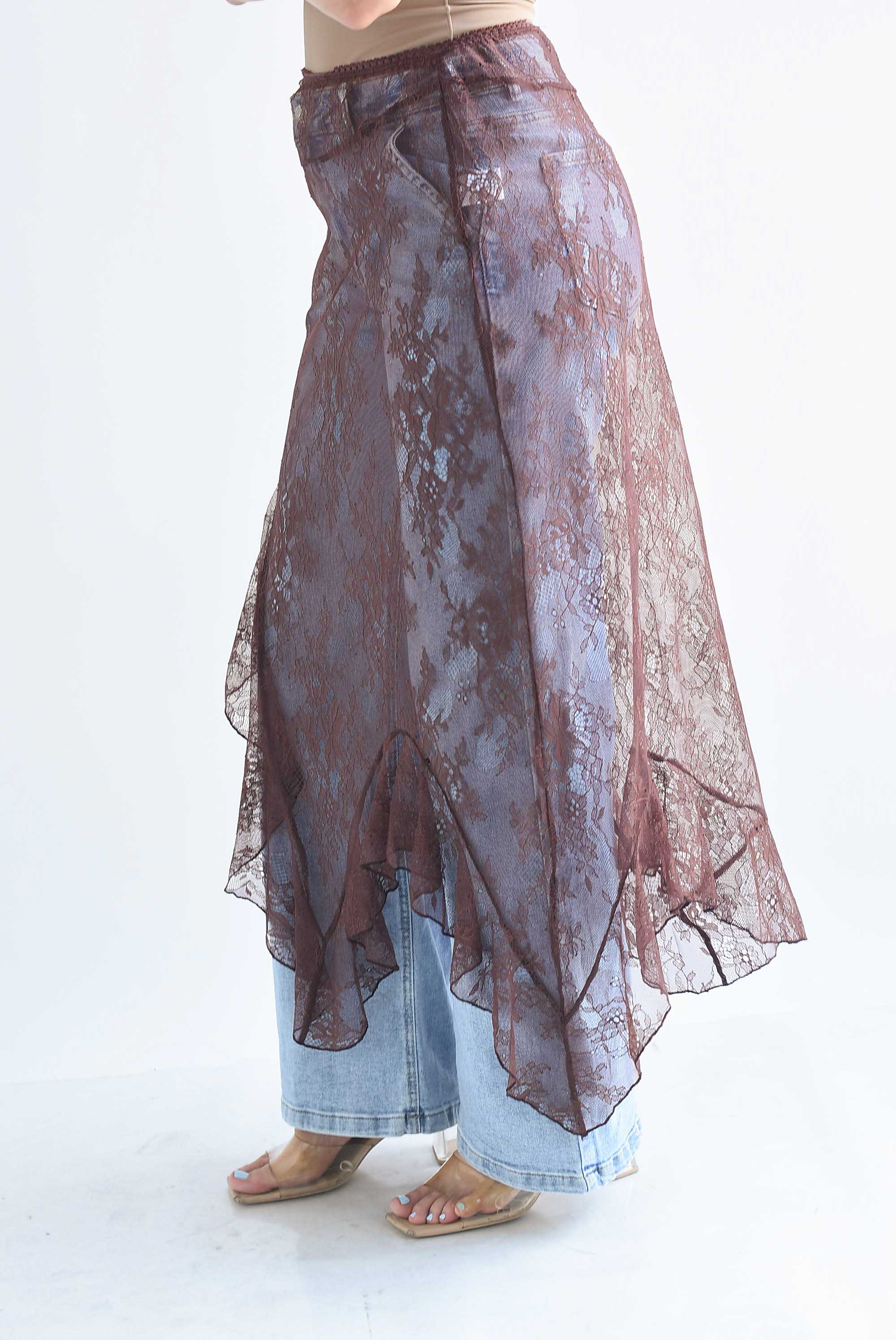 Falda encaje asimétrica olán