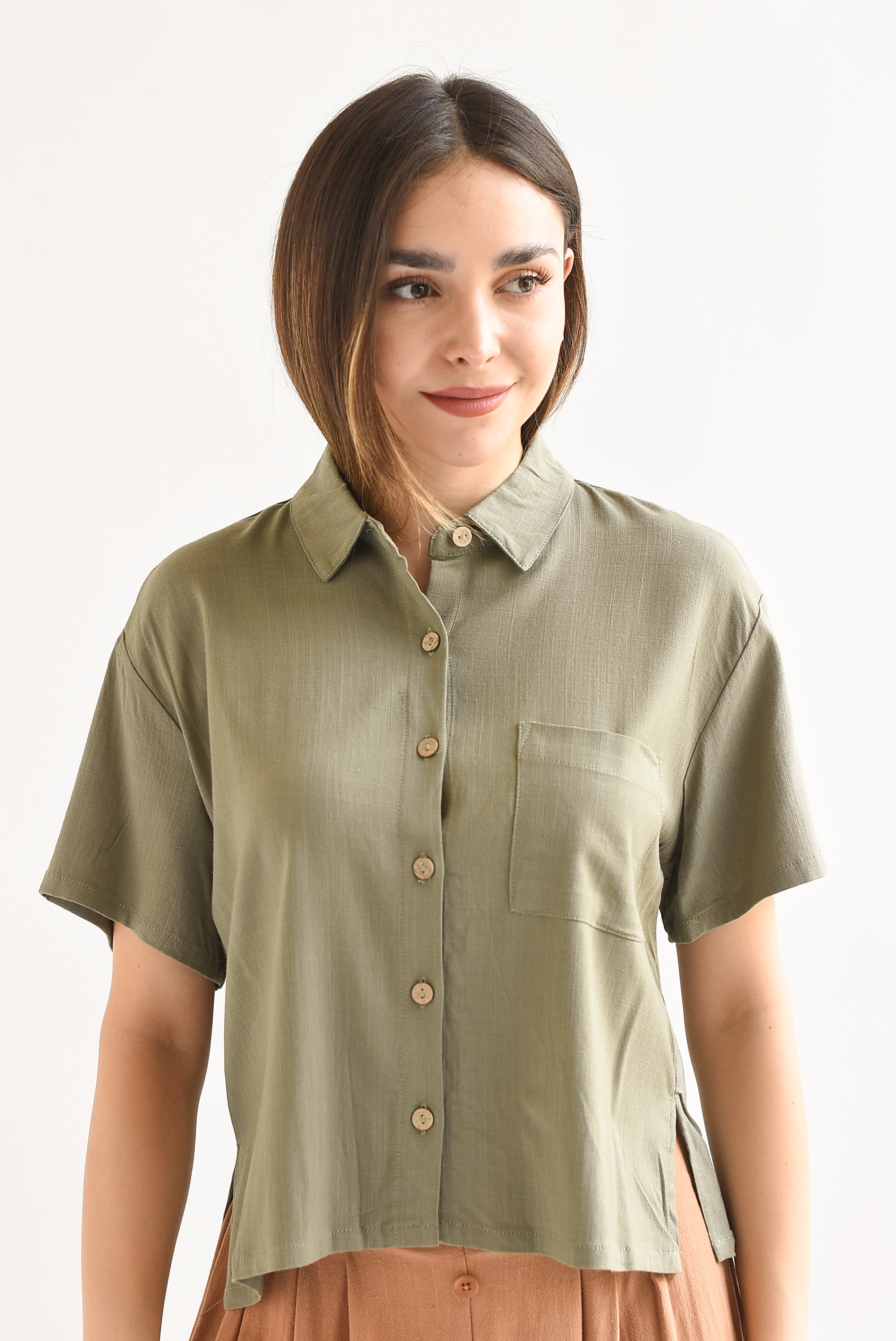 Camisa manga corta tipo lino Verde Olivo