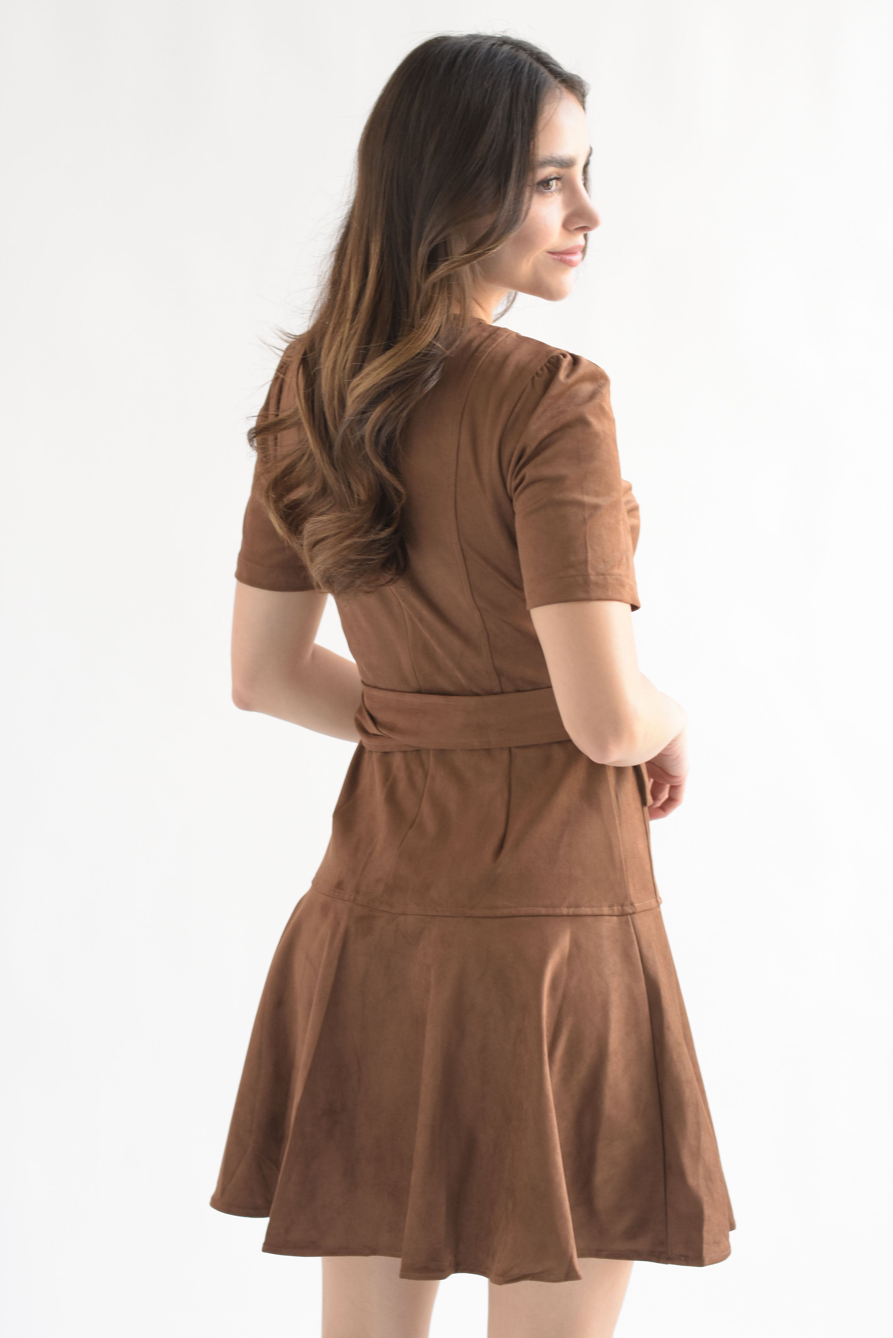 Vestido corto bolsillos suede Camel