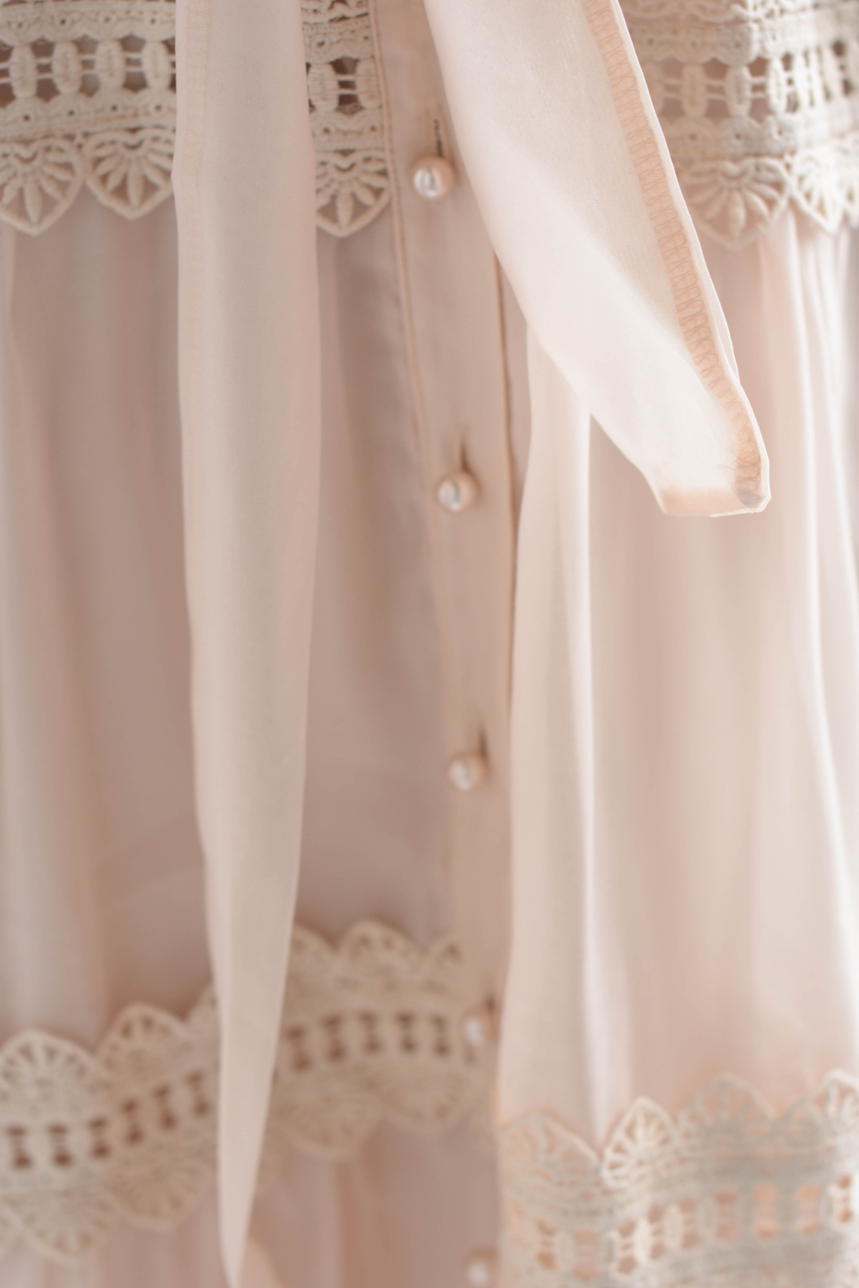 Vestido largo olán tira bordada Blush