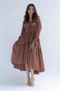 Fashion Styled Vestido manga larga satín olán Bronce