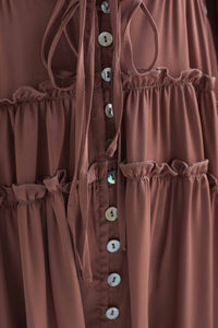 Fashion Styled Vestido manga larga satín olán Bronce