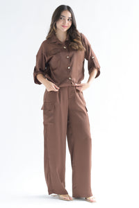 Fashion Styled Set Pantalón y Blusa cargo satín Café