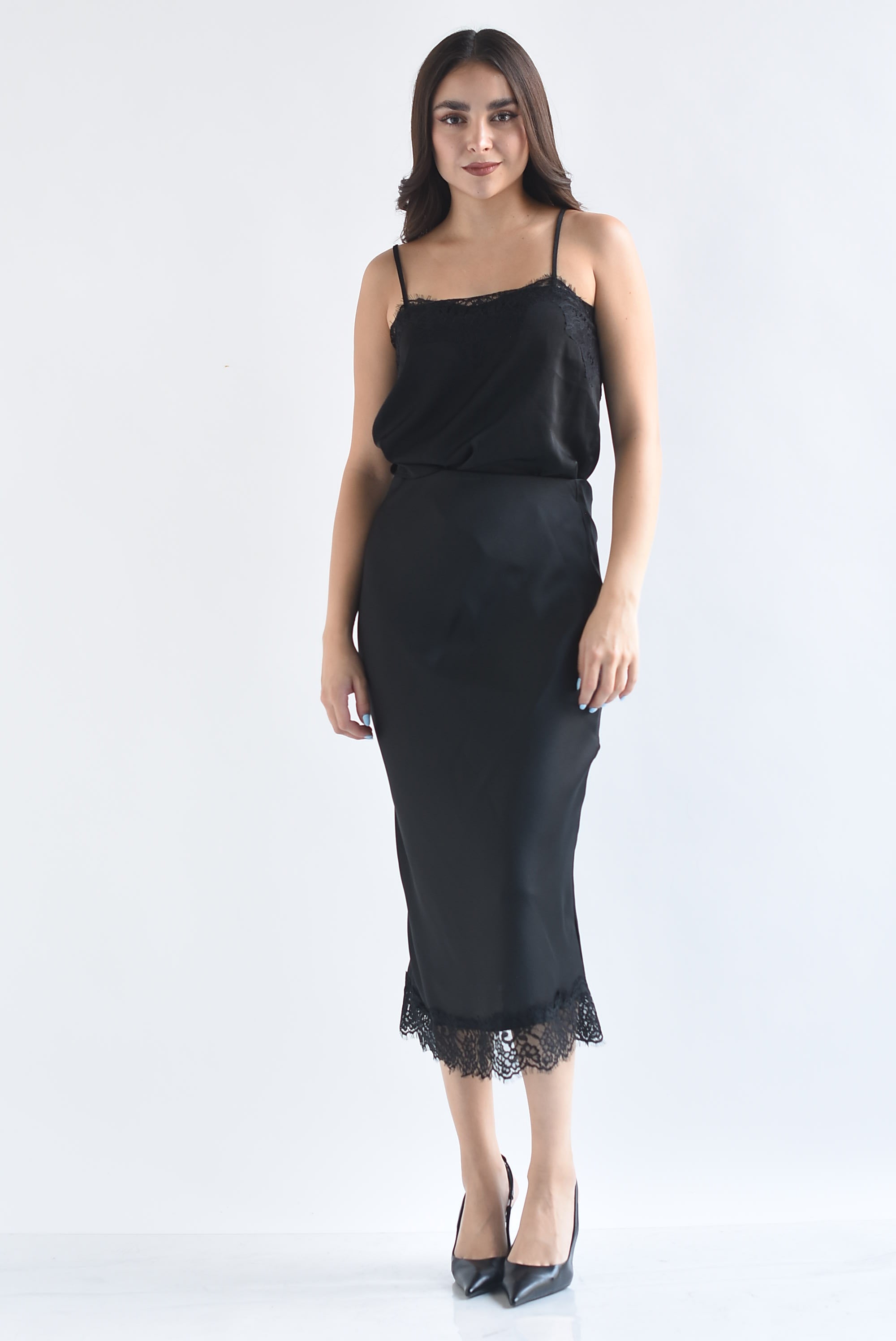 Falda midi lencera filo encaje