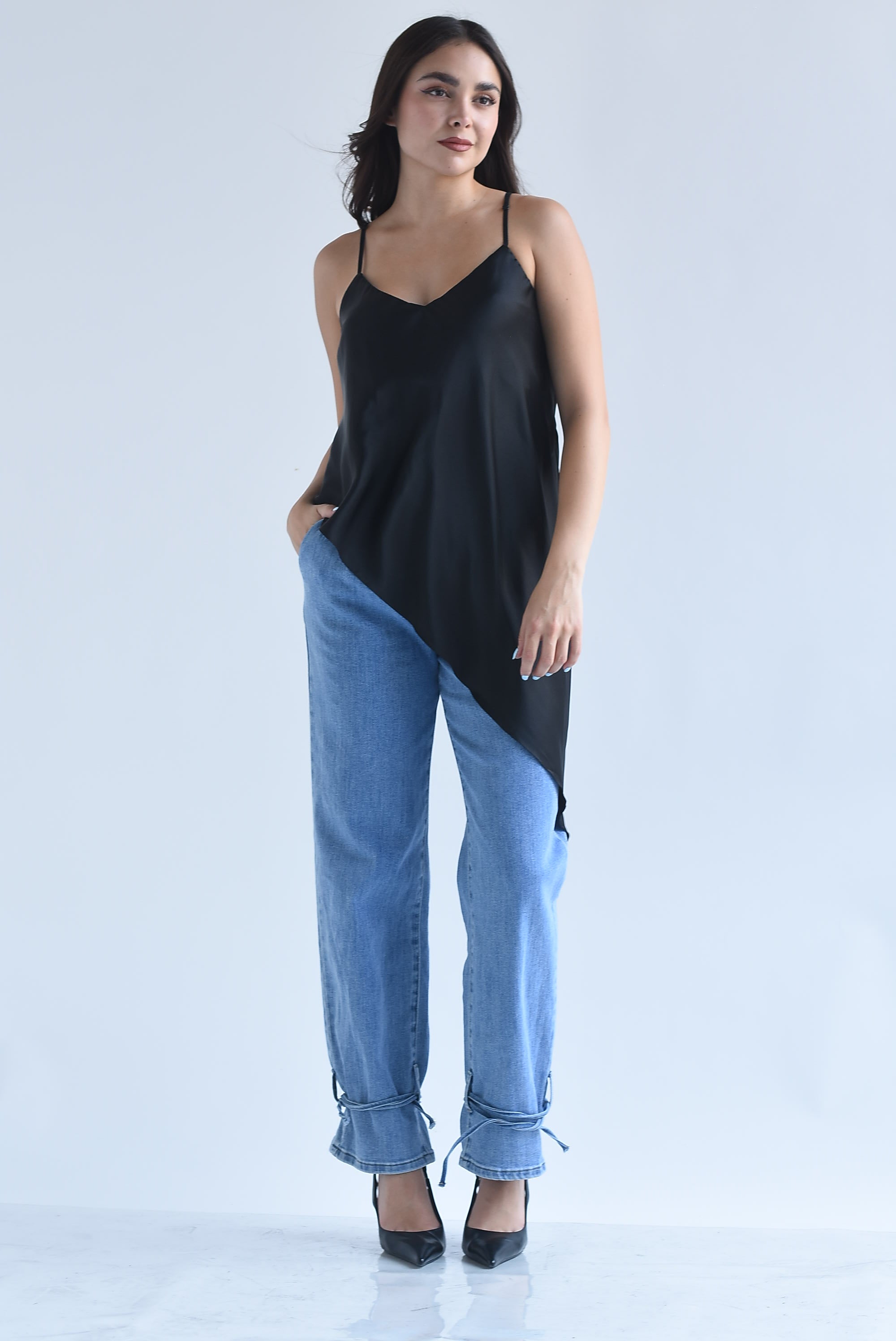 Pantalón globo tobillos cintas Denim