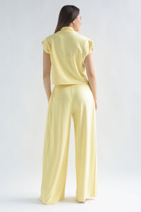 Fashion Styled Set Pantalón pinza lateral y Chaleco Amarillo